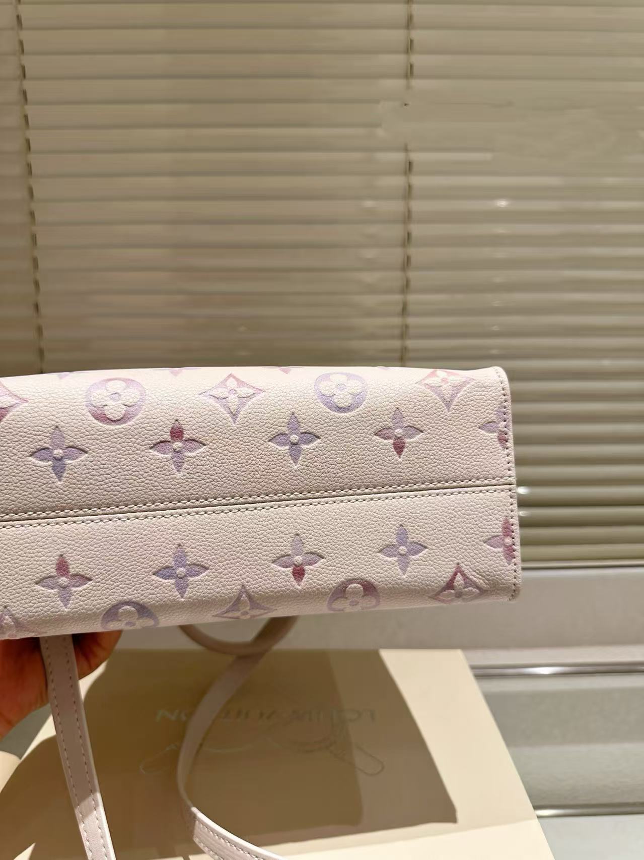 Louis Vuitton LV OnTheGo PM Monogram Tote Bag Pink