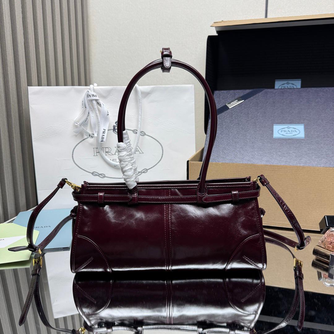Prada LusSolf red crossbody bag
