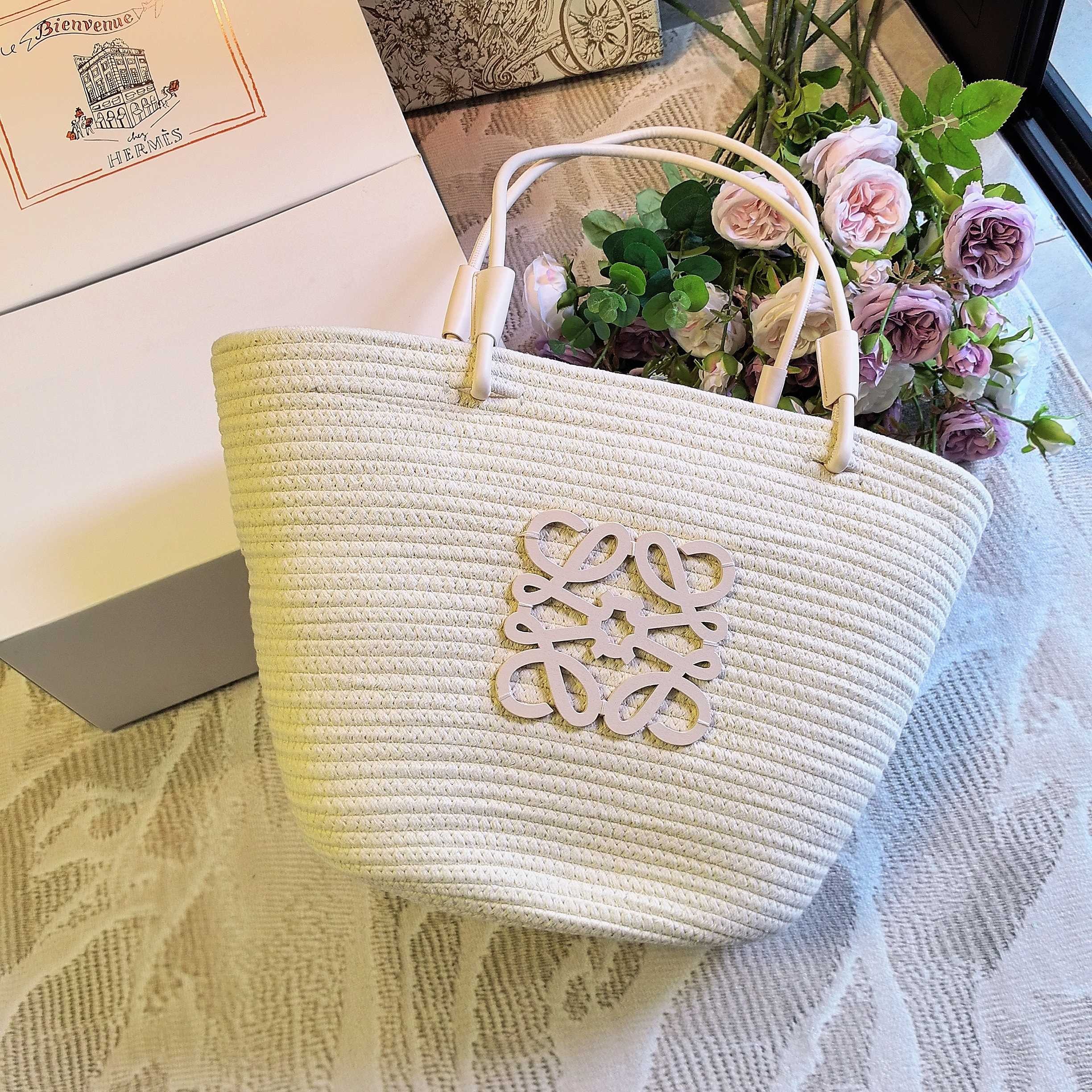 Loewe Paula's Ibiza Small White Hand-woven Iraca Palm Leather Anagram Tote Basket Bag - KAIROO