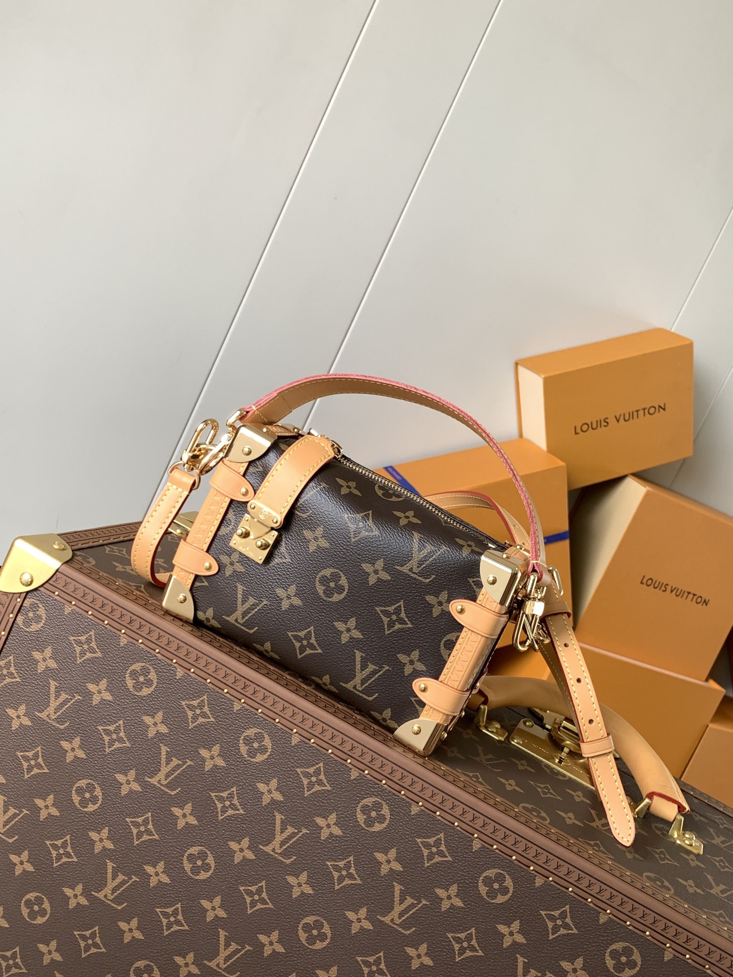 M46815 Side Trunk PM  Bag in Monogram Canvas