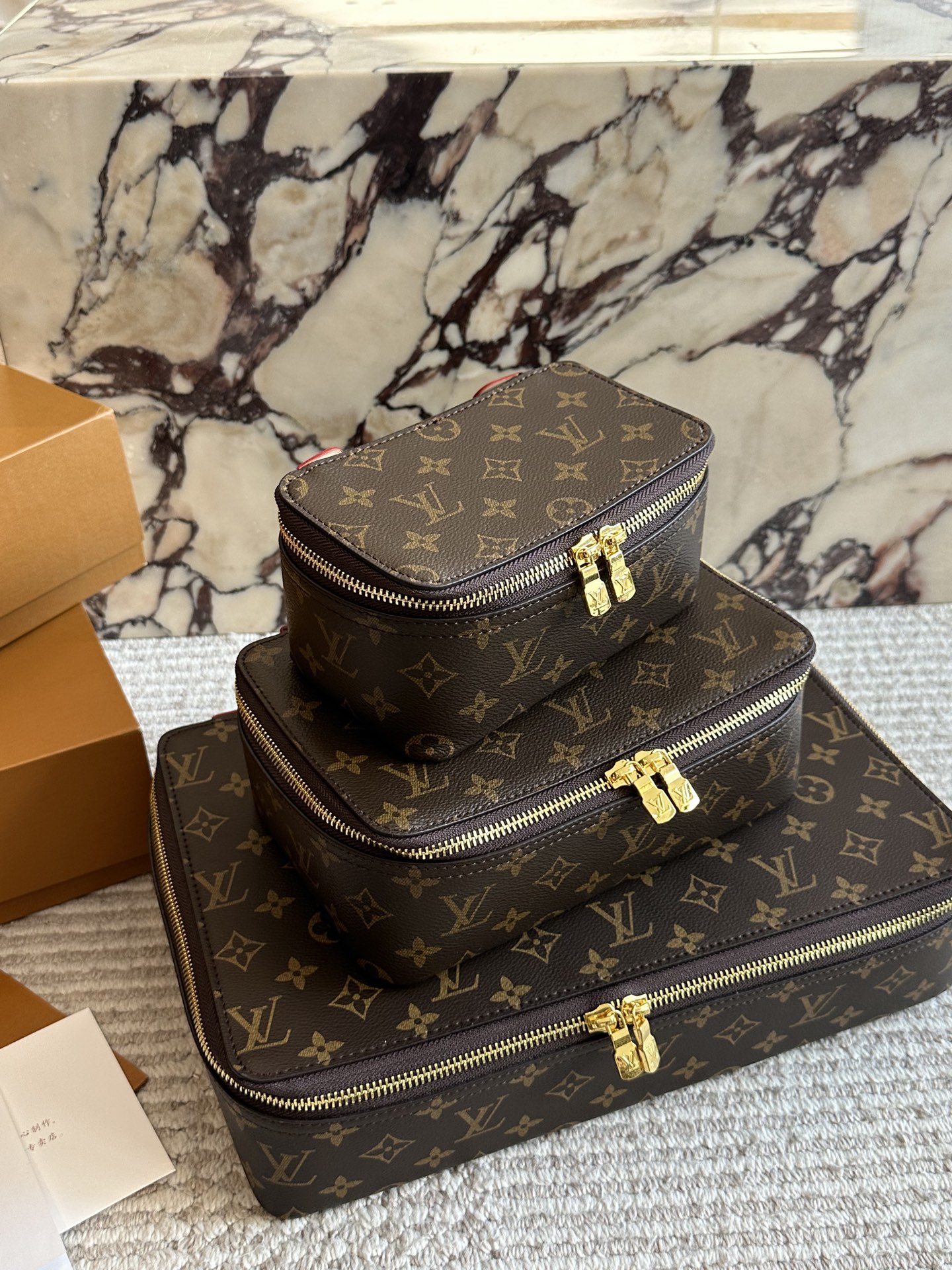 Louis Vuitton LV Monogram Brown Canvas Red Lining Nice Vanity Jewelry Case Travel Top Handle Bag - KAIROO