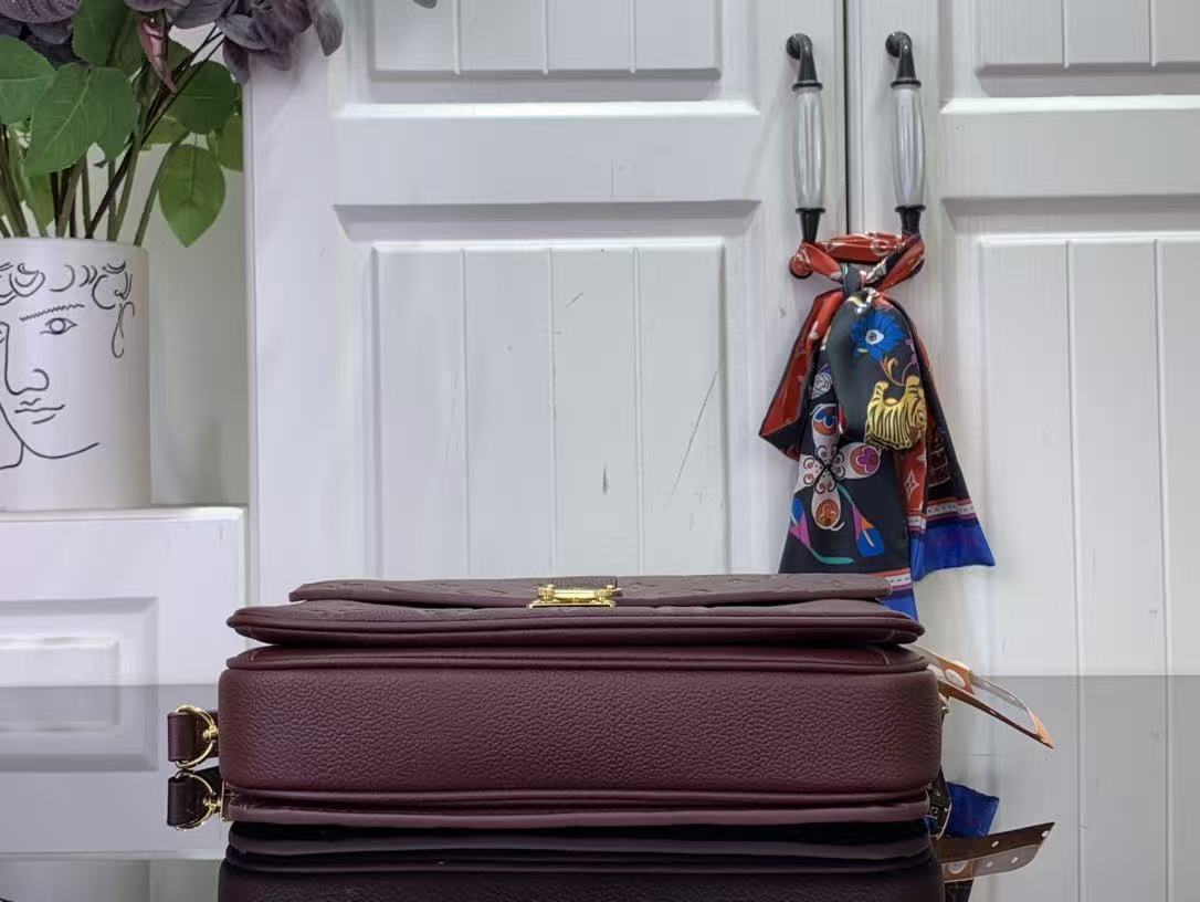 Louis Vuitton Burgundy Pochette Métis MM Handbag