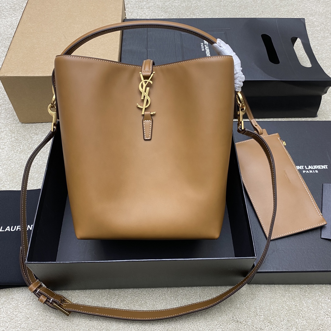 Saint Laurent LE 37 Large Bucket Bag in Camel Calfskin 742828