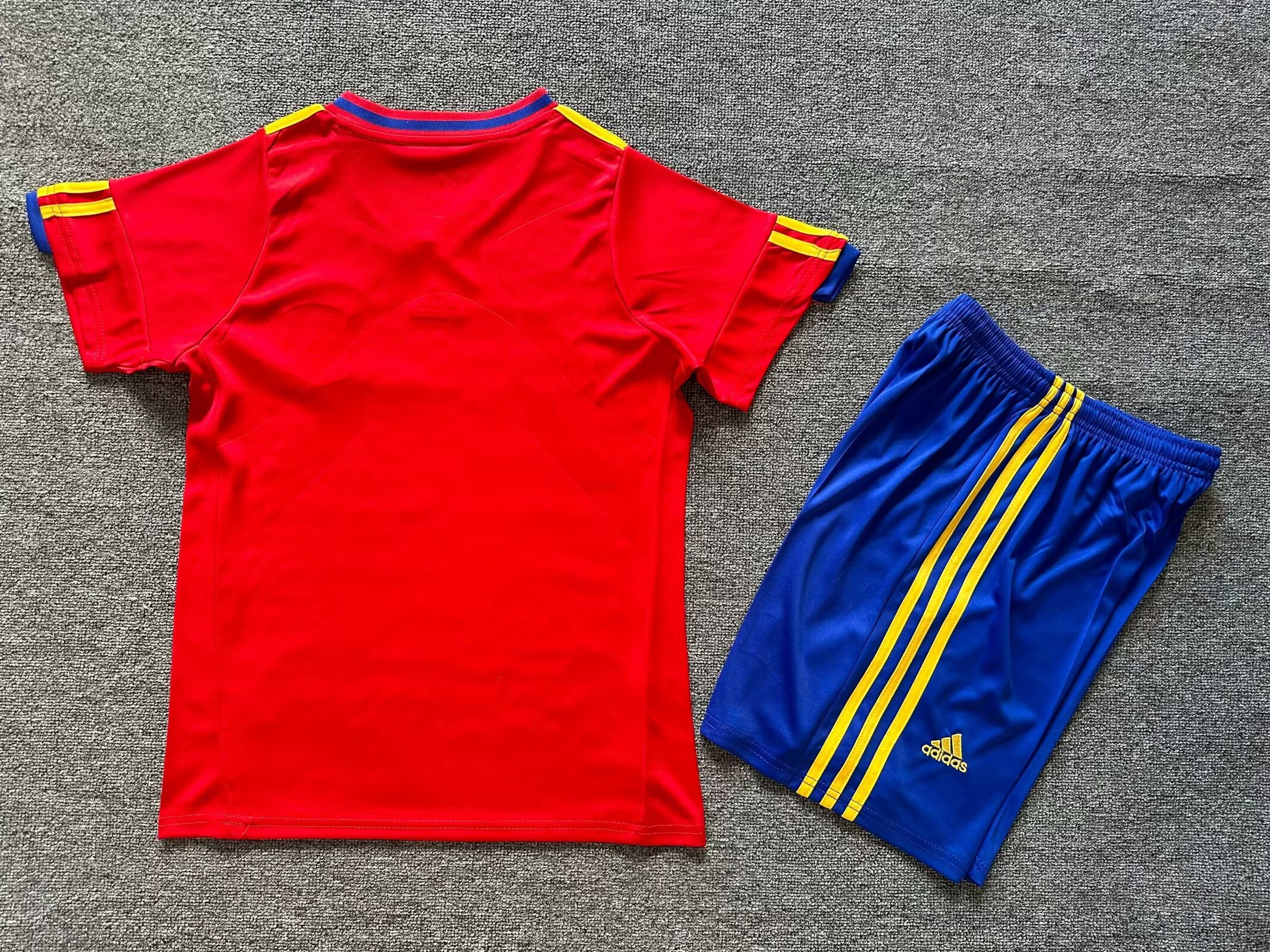 kids Retro Spain 2010 Home  16-28