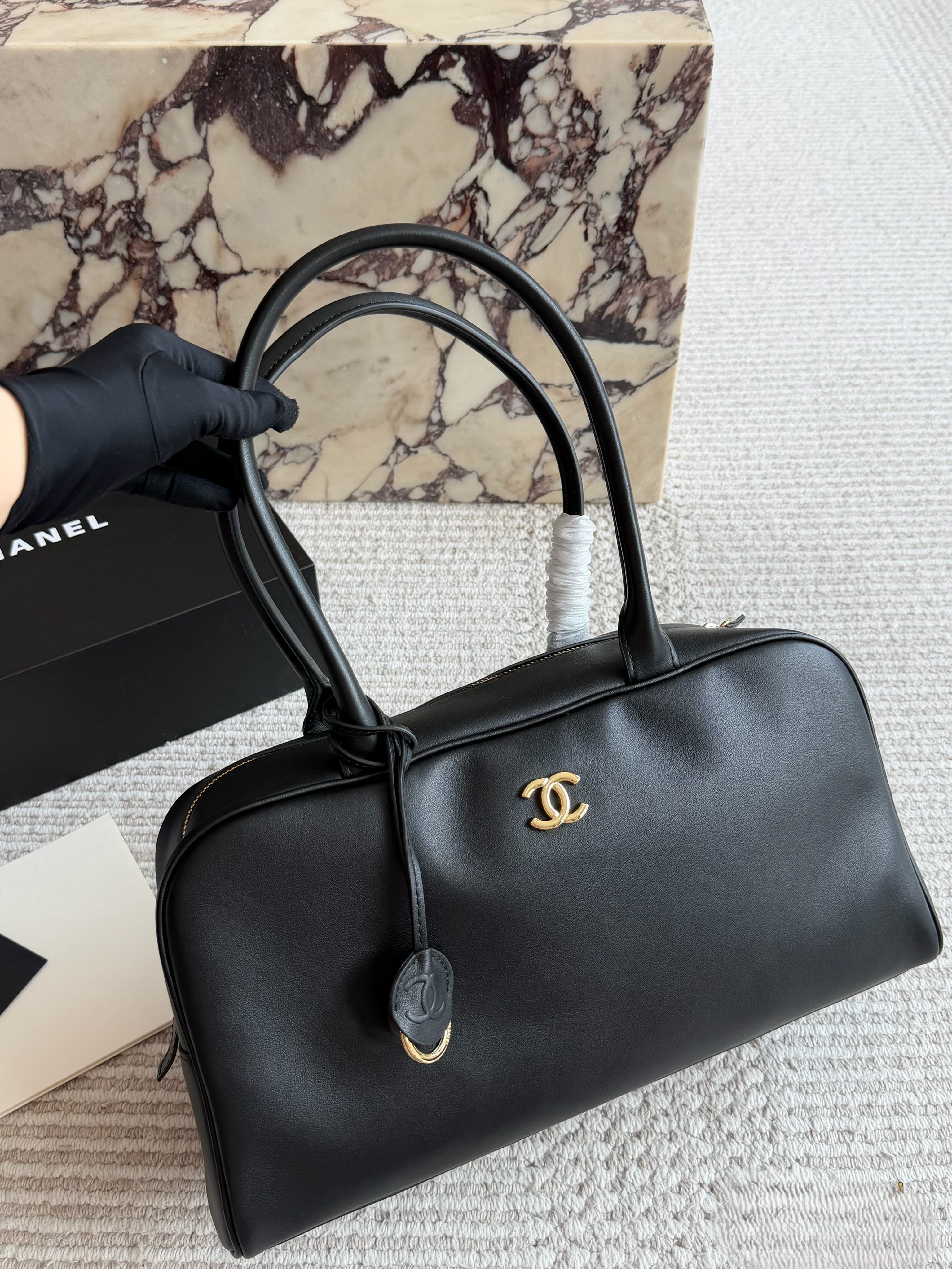 Chanel 26S Large Smooth Leather CC Logo Long Handles Key Bell Charm Tote Pillow Bowling Bag - KAIROO