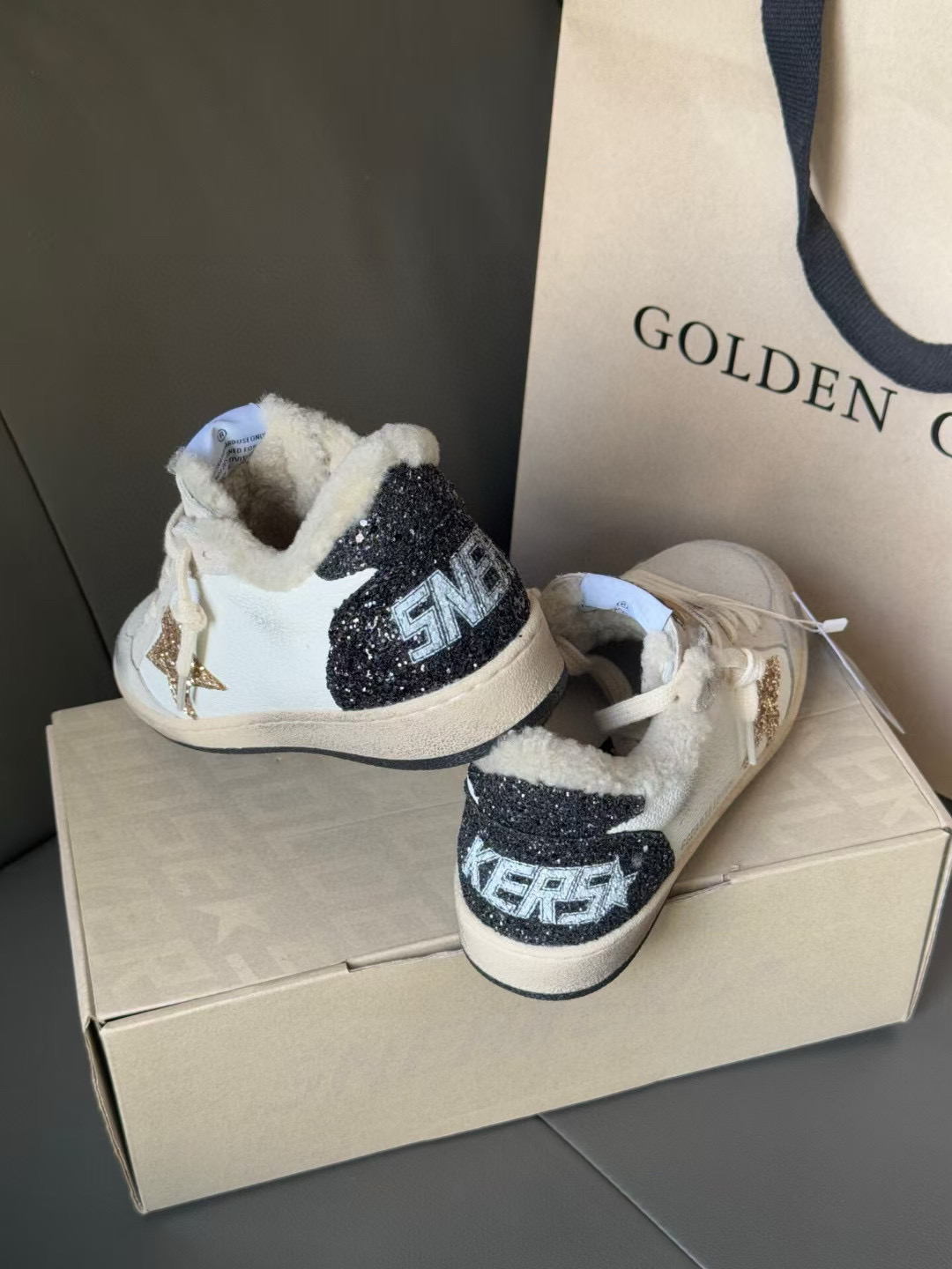 Golden Goose Unisex Star Sneakers