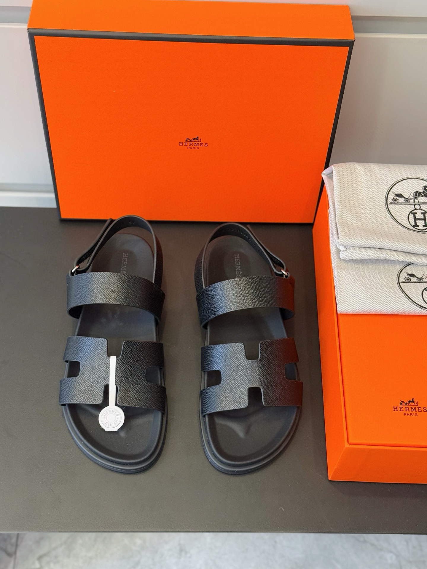 Hermes Men's leather Sandals