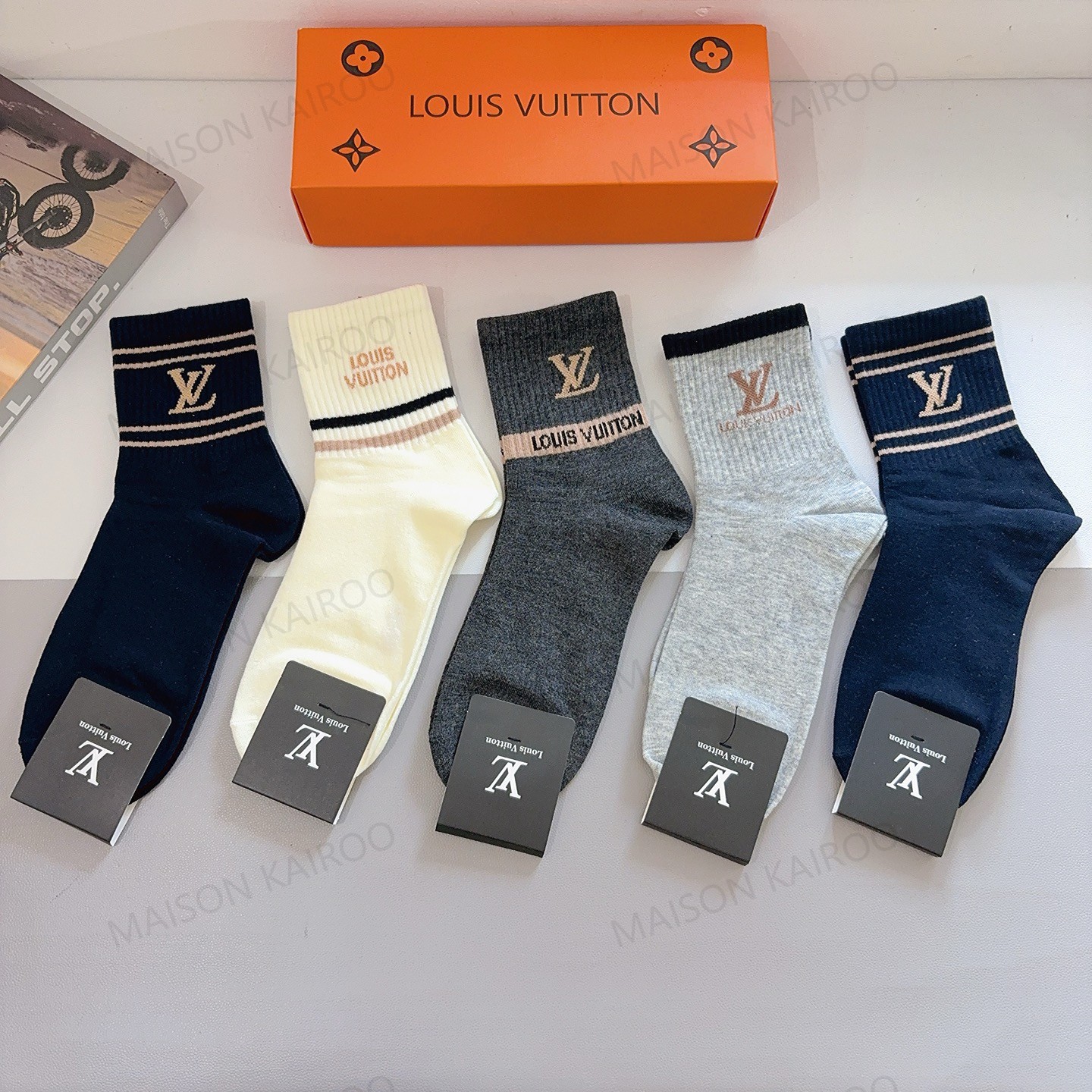 Louis Vuitton LV Socks 5-Pack - KAIROO