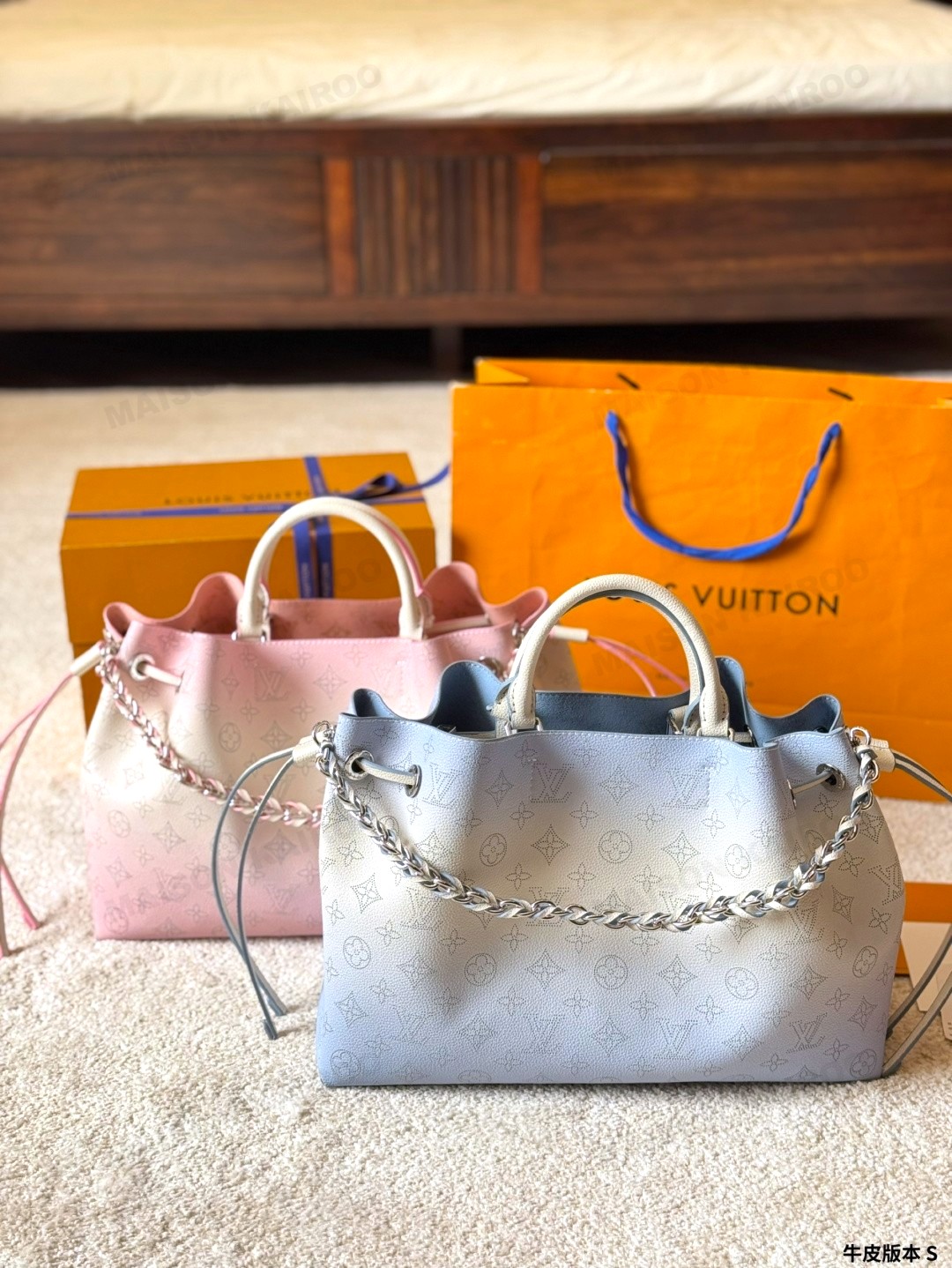 Louis Vuitton LV Mahina Bella Tote Pink&Blue Gradient Perforated Calf Leather Drawstring Bucket Top Handle Bag - KAIROO