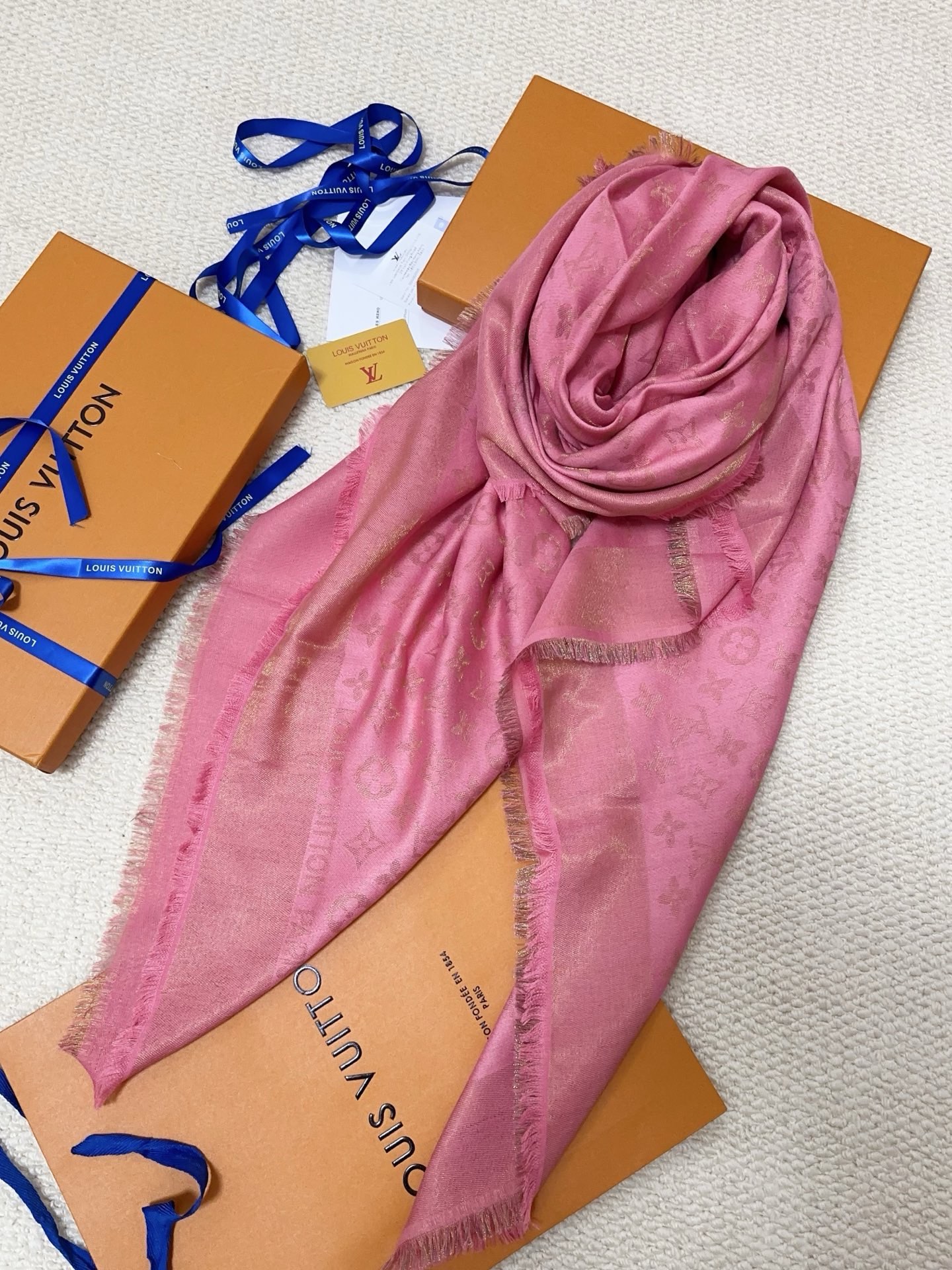 Louis Vuitton Classic Monogram Shawl 140cm