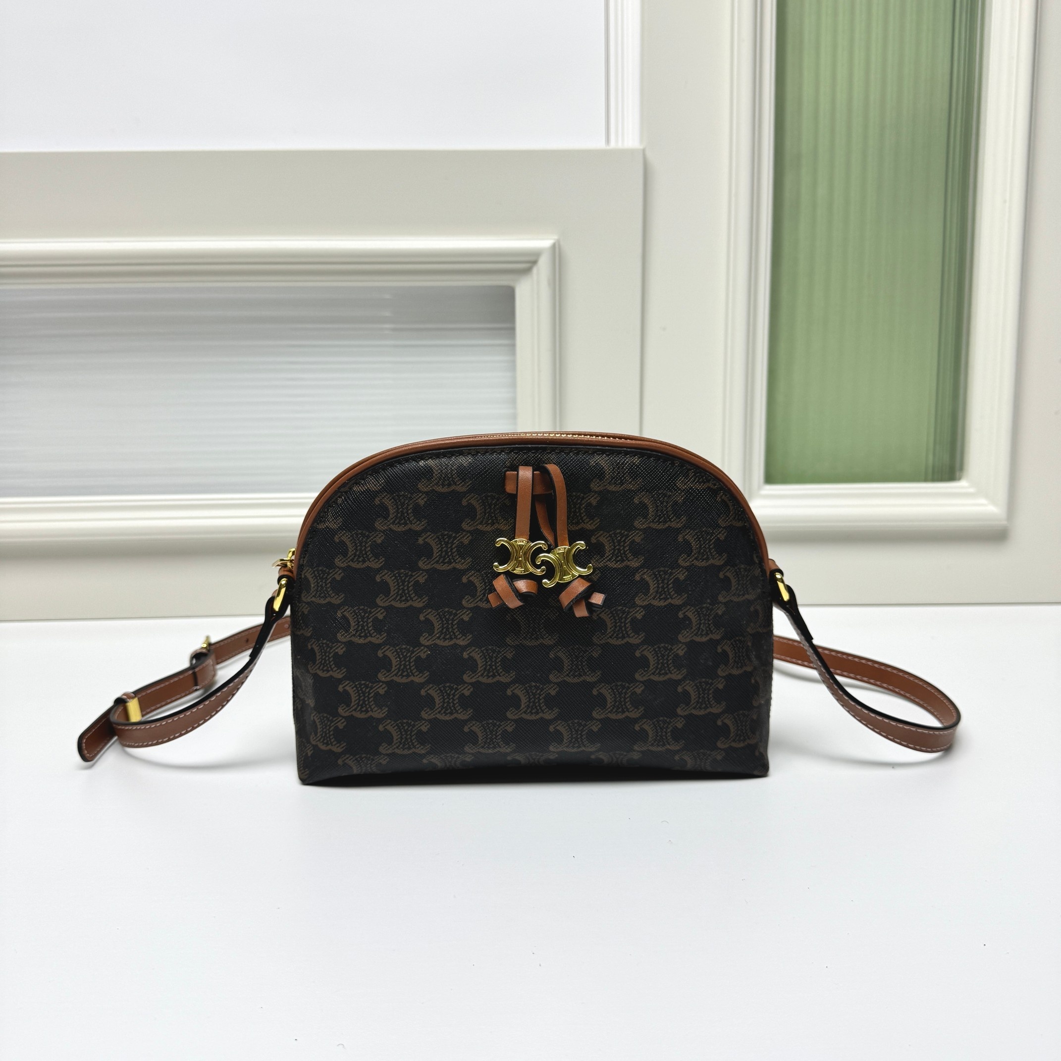 Celine Shoulder Bag Ladies' Favorite