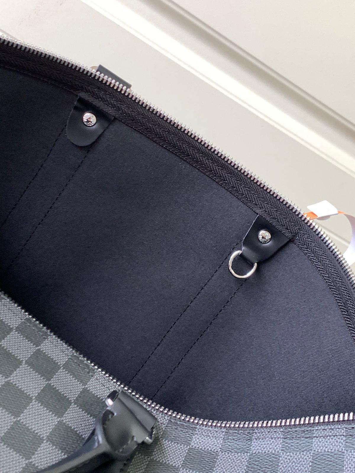 Louis Vuitton LV keepall 50 Bag