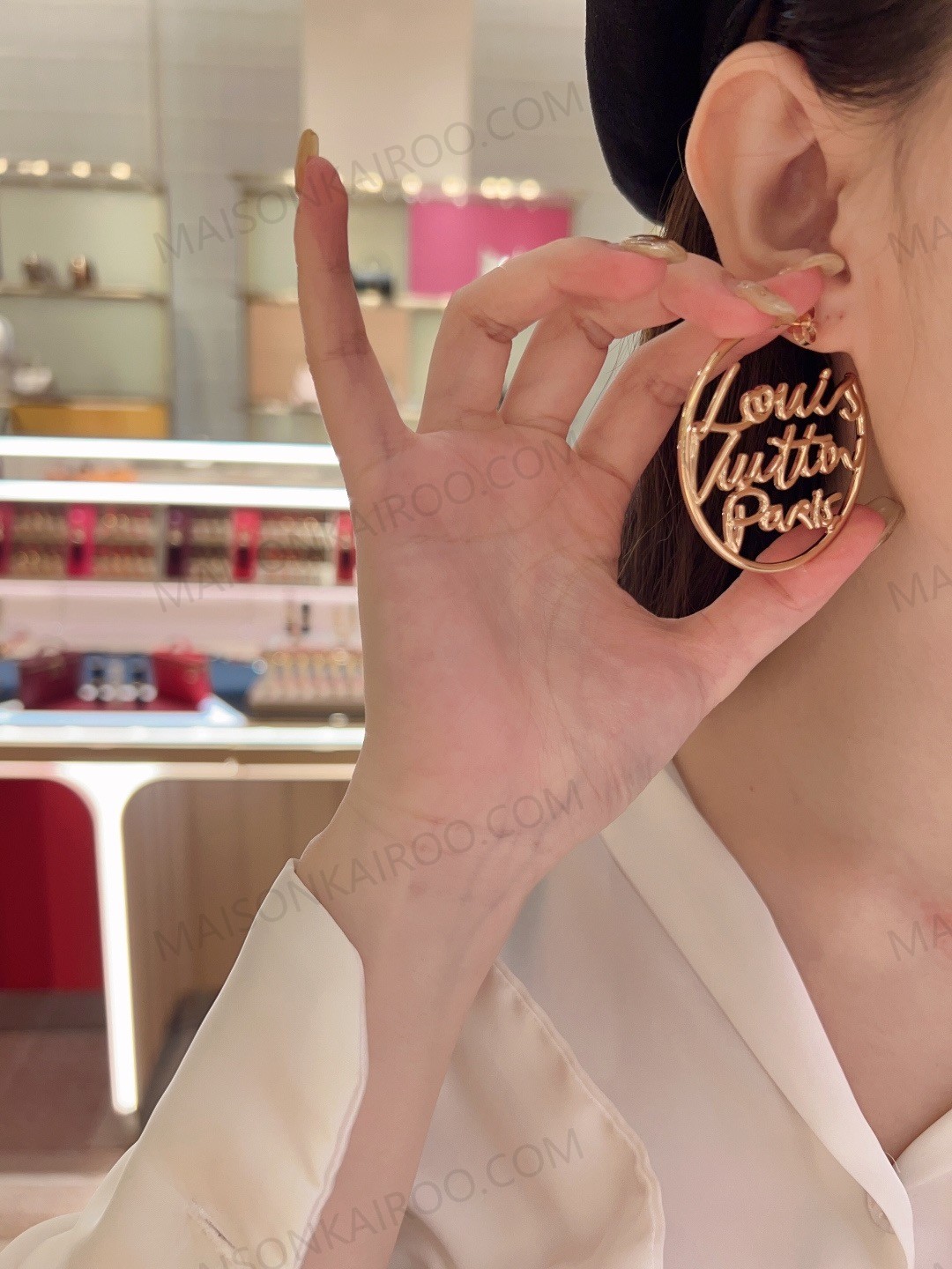 Louis Vuitton LV Script Logo Hoop Earrings - KAIROO
