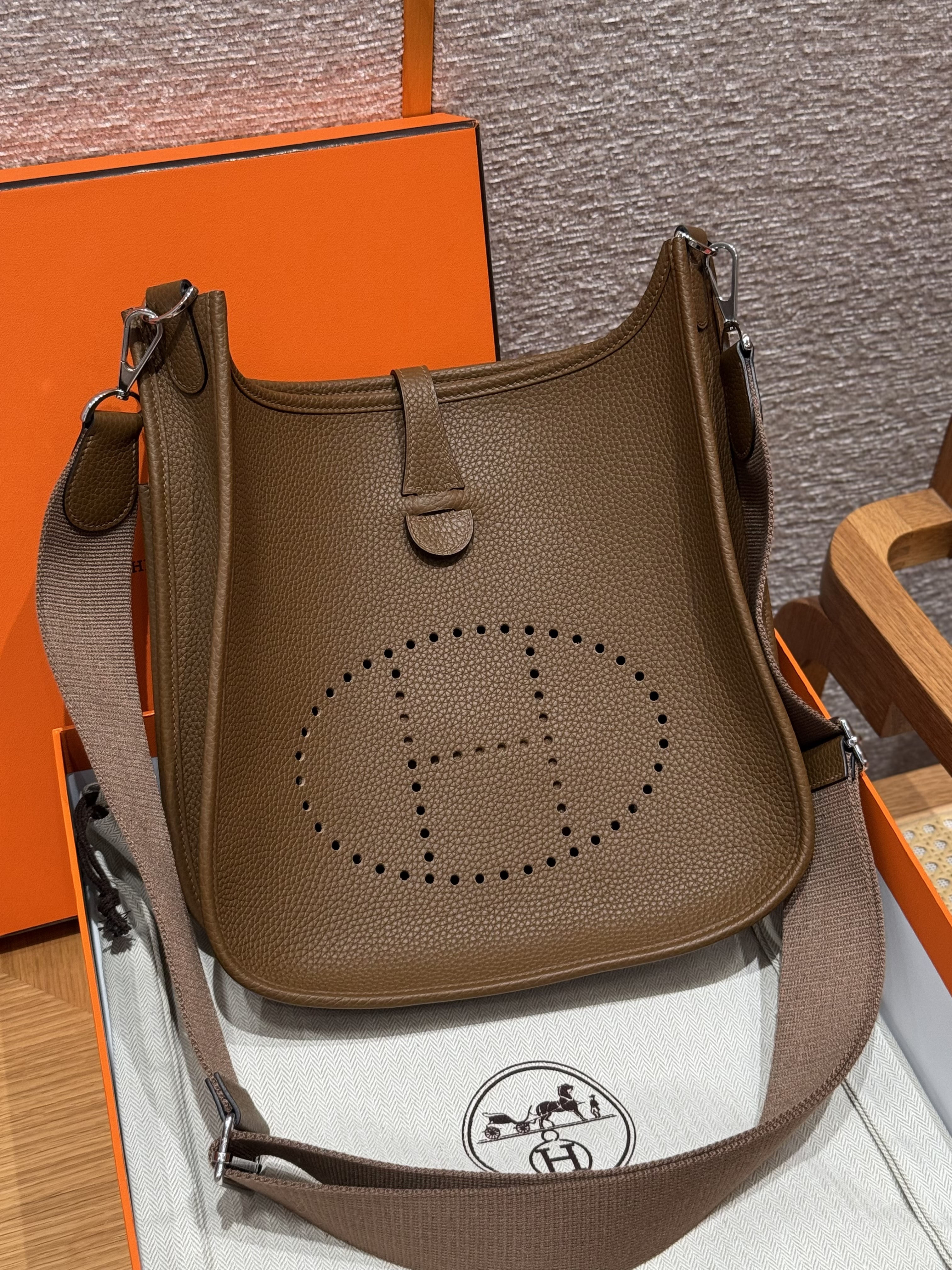 Hermes Alezan Clemence Evelyne III 29