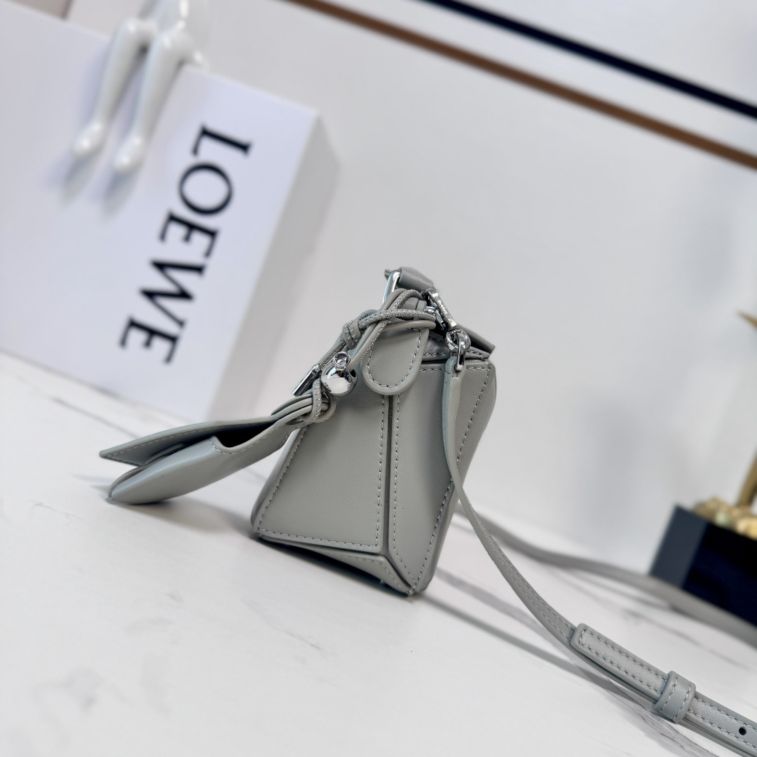 Loewe Mini Featherlight Puzzle bag in nappa lambskin-Grey
