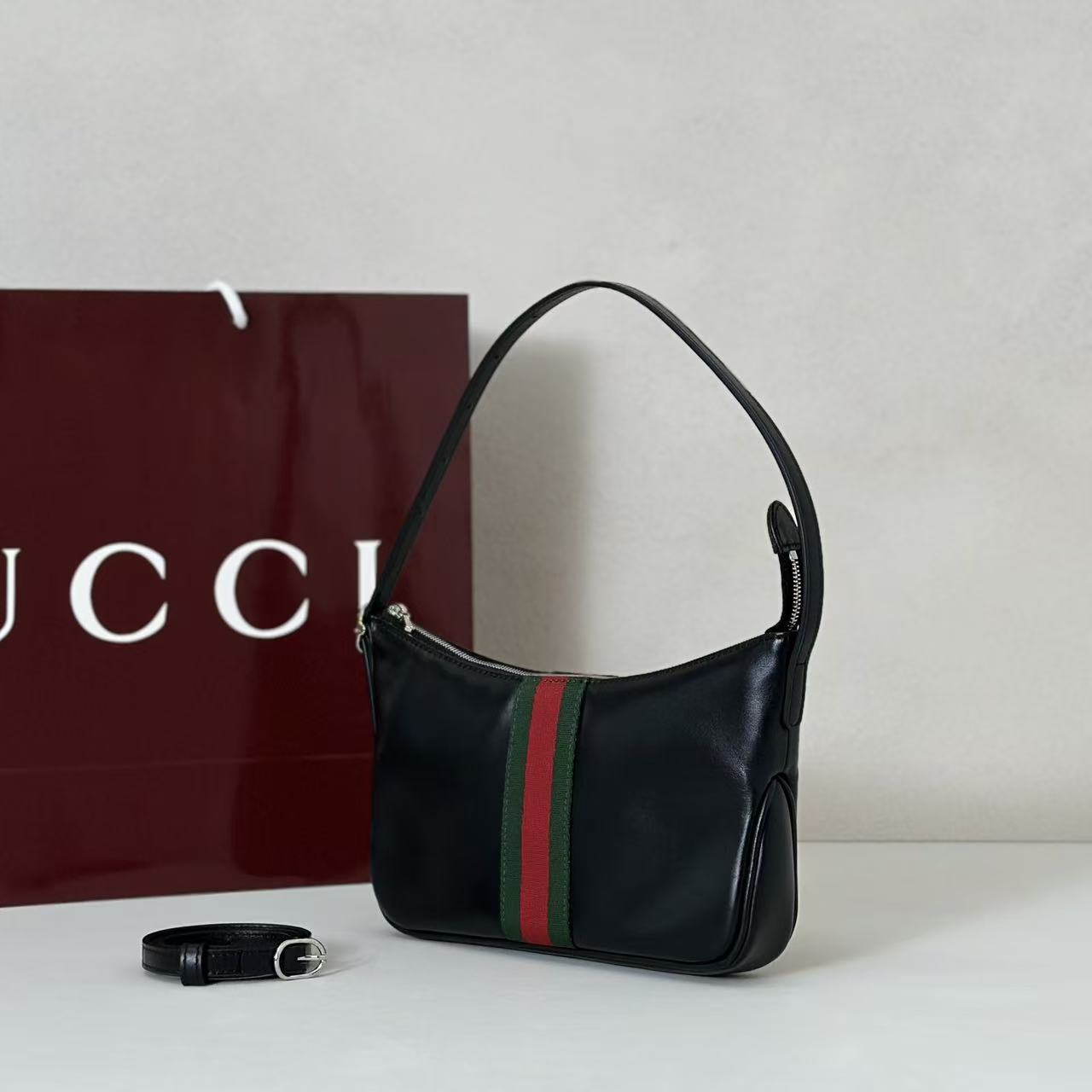 Gucci Lunetta small crossbody bag