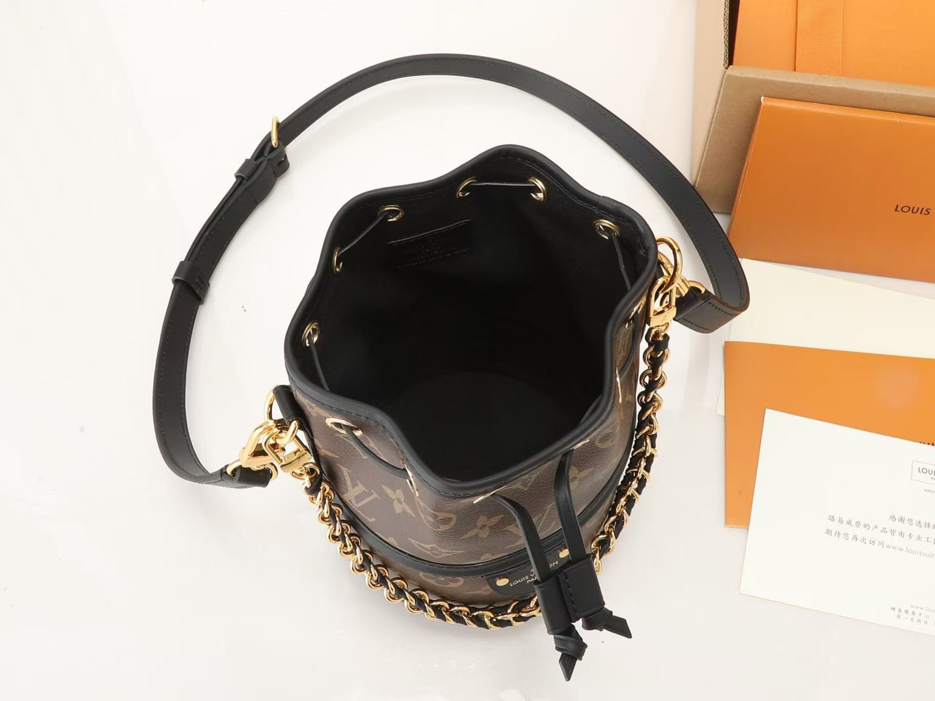 Louis Vuitton LV New Bucket Bag Chain Bag