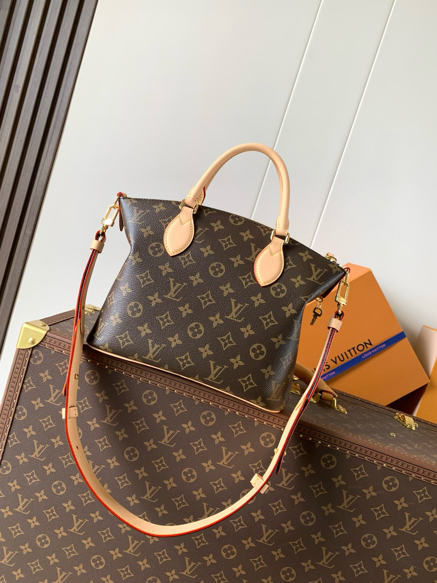 M26532 LV Neo Lockit PM Bag in Monogram Canva