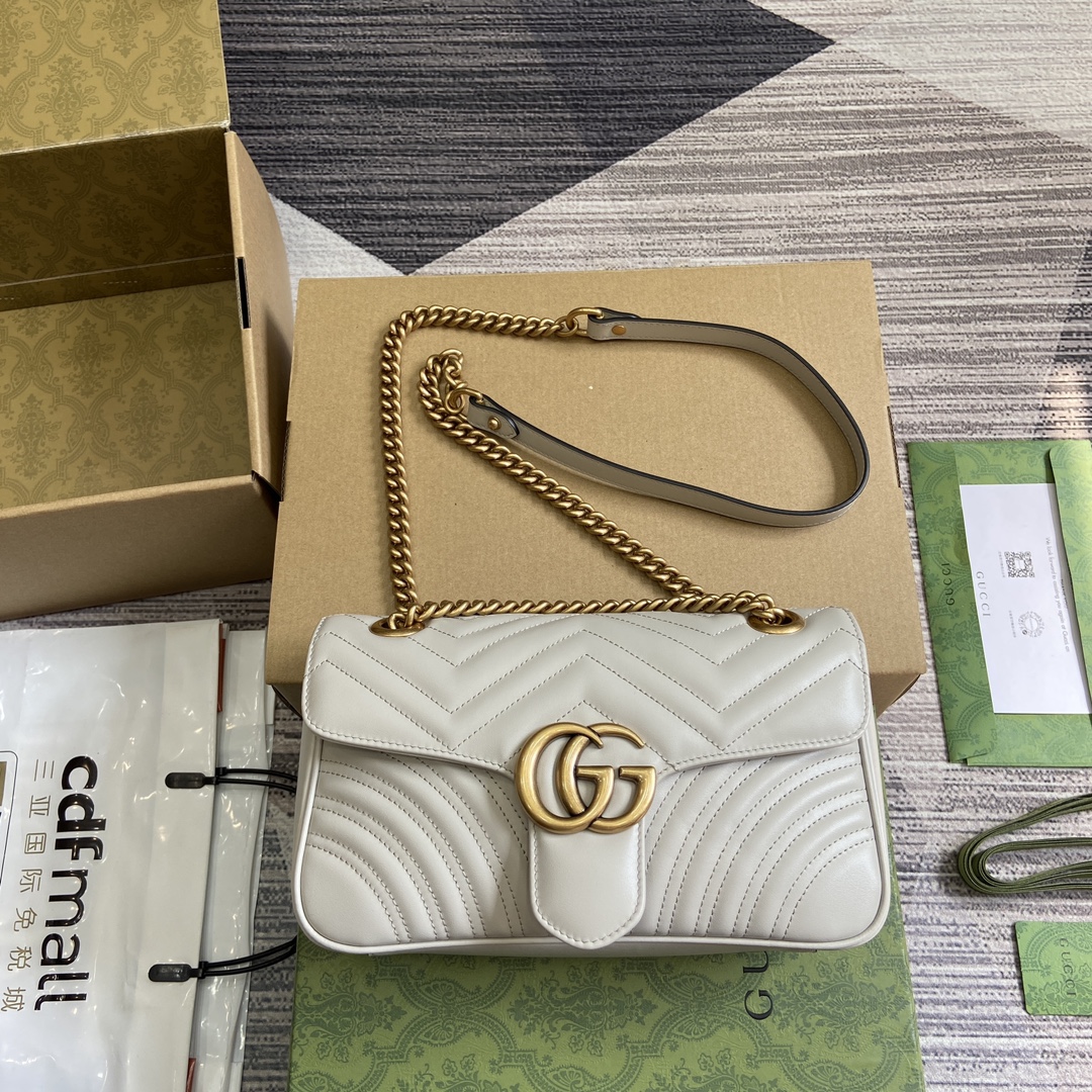 GG Marmont medium shoulder bag 443497