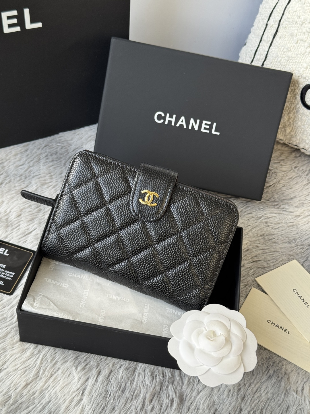 Chanel Classic Snap Compact Wallet in Black Grained A48667