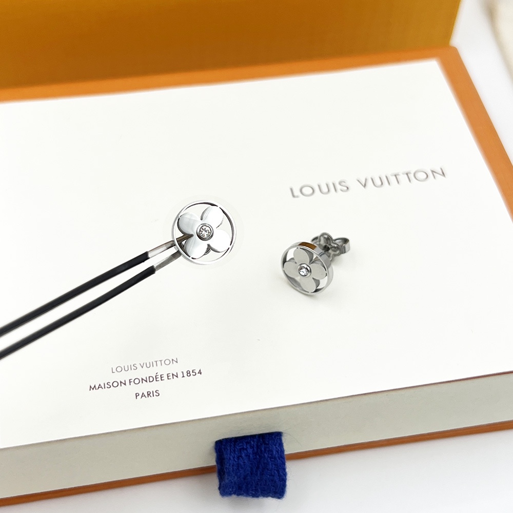 LV Idylle Blossom Earrings