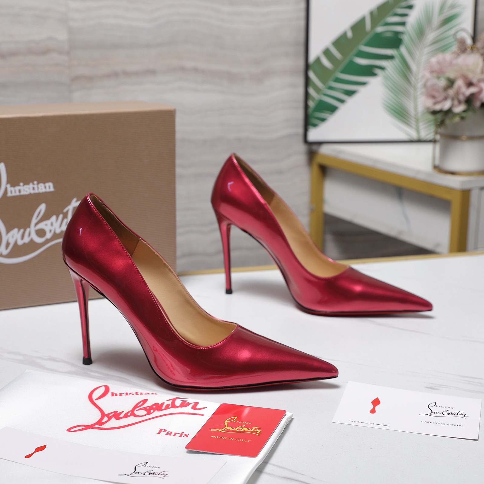 Christian Louboutin Metallic Shiny Red leather Pump