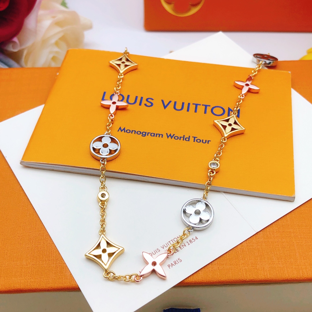 LV Women's fashion Necklace