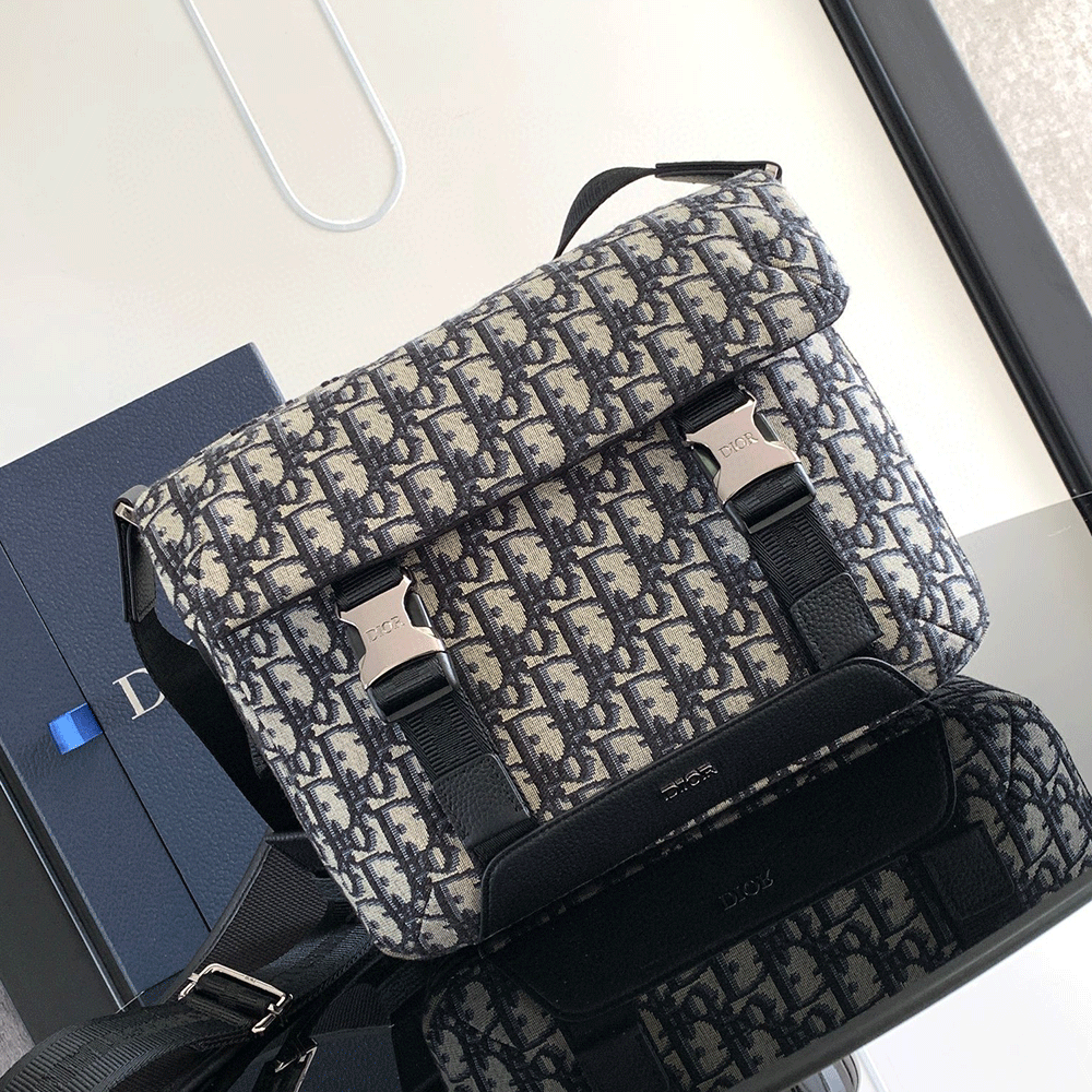 Dior E*plorer  Messenger Bag   Bags