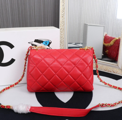 CHANEL Red vintage postman's bag