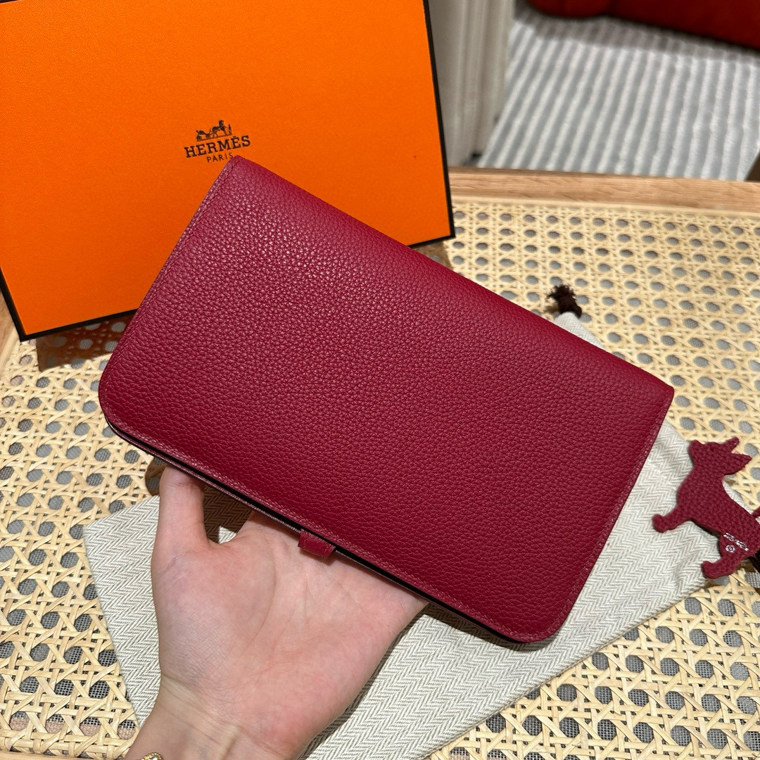 Hermes Rouge Grenat Togo Dogon Purse Wallet