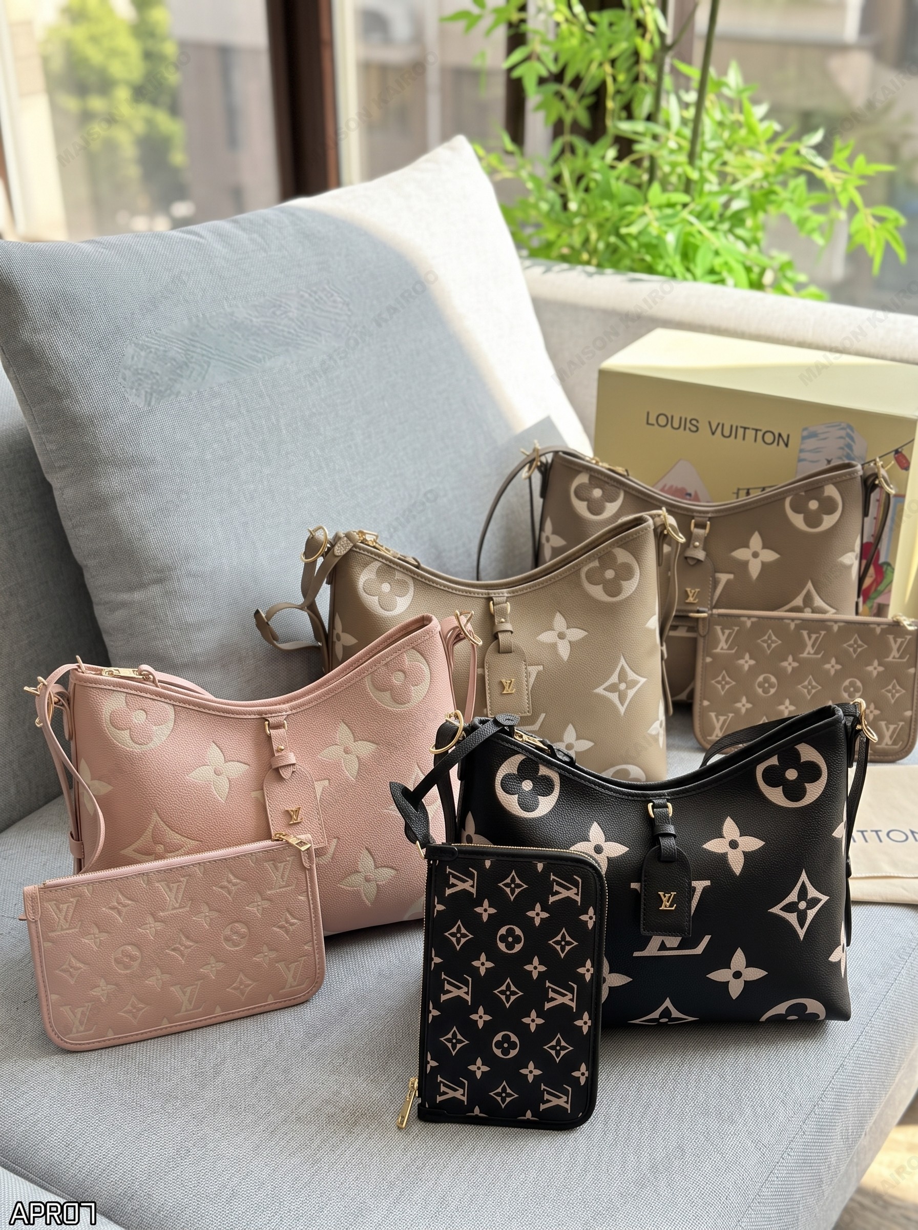 Louis Vuitton LV Carryall PM Bicolor Monogram Empreinte Leather Hobo Tote Shoulder Bag - KAIROO
