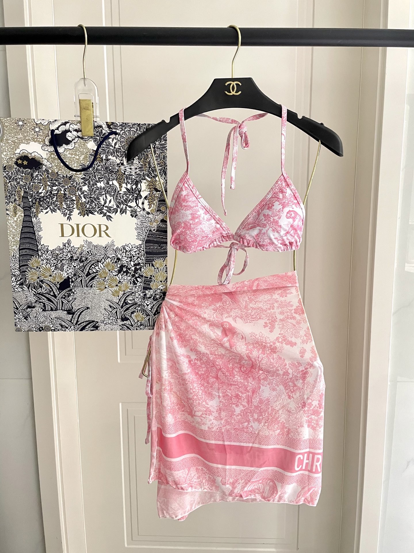 Dior Pink Toile de Jouy Print 3-Piece Triangle Bikini Two-Piece Swimsuit with Sarong - KAIROO