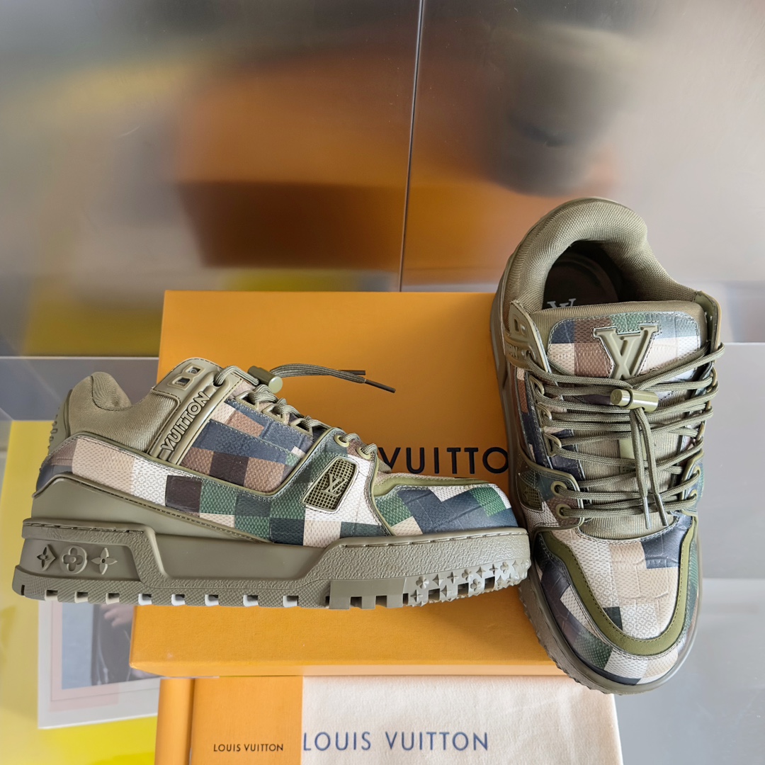 Men's LV Trainer Sport Shoes