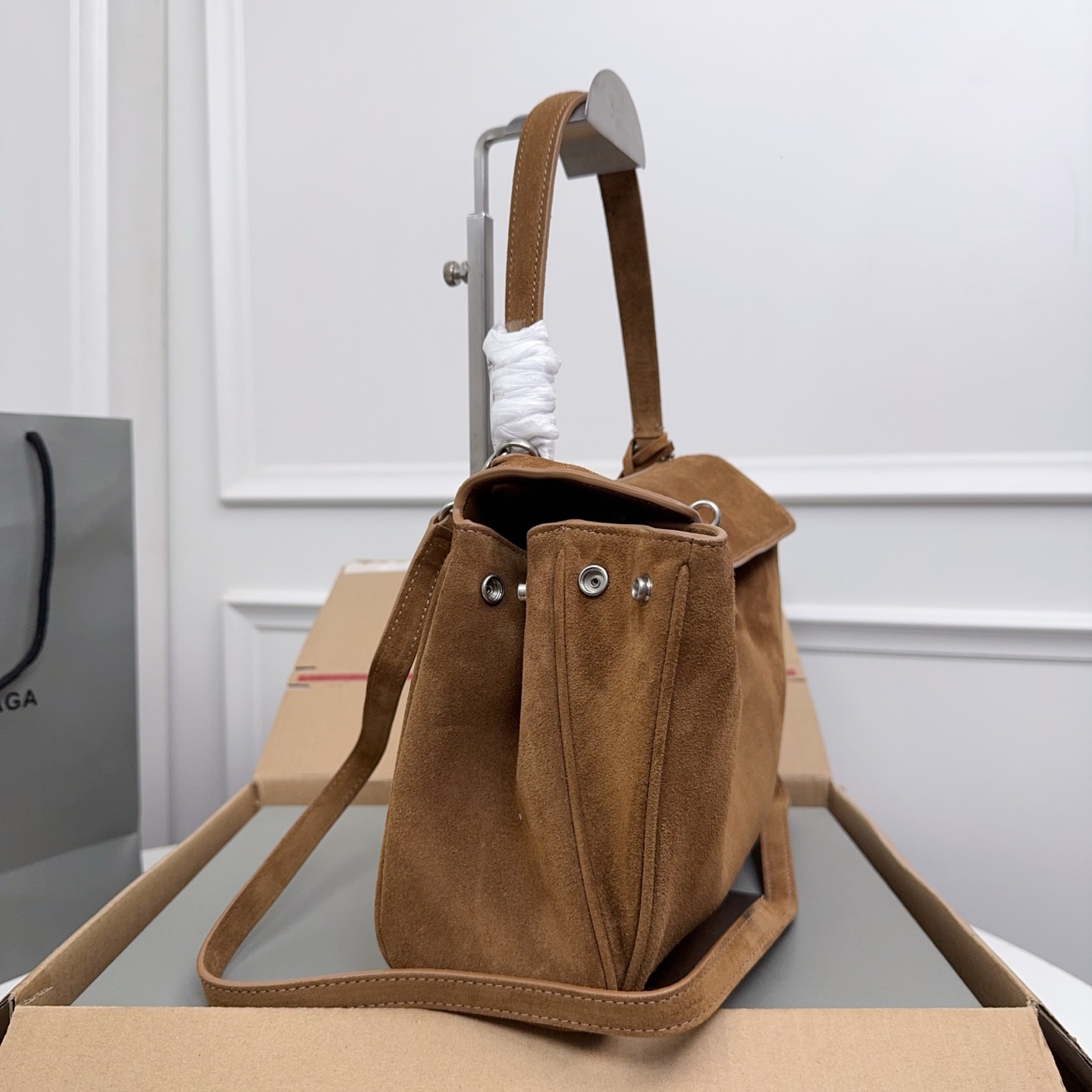 𝐁alenciaga Rodeo Small Bag in Camel