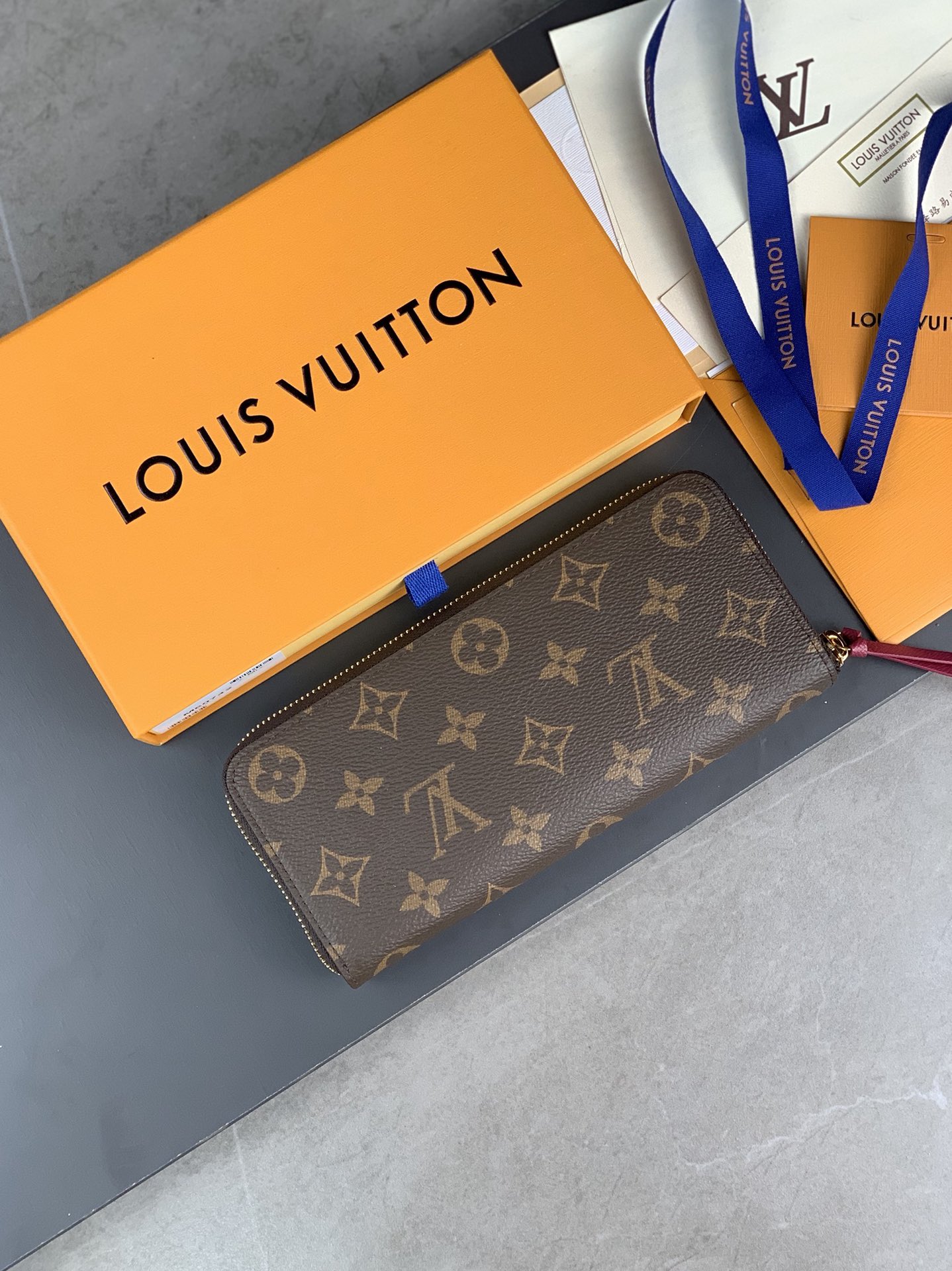 M60742 LV Clemence Wallet Monogram Canvas--Fuchsia