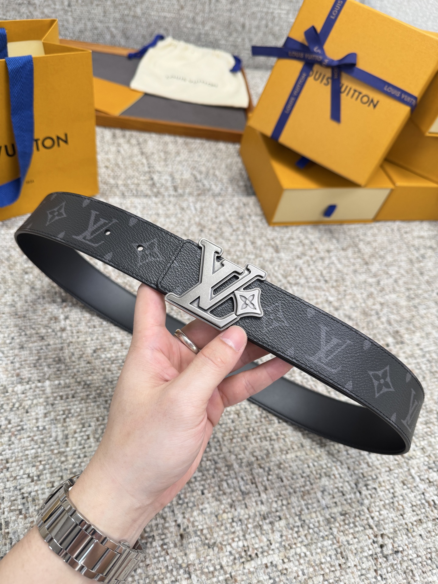 LV Flower Damoflage 40mm Reversible Belt