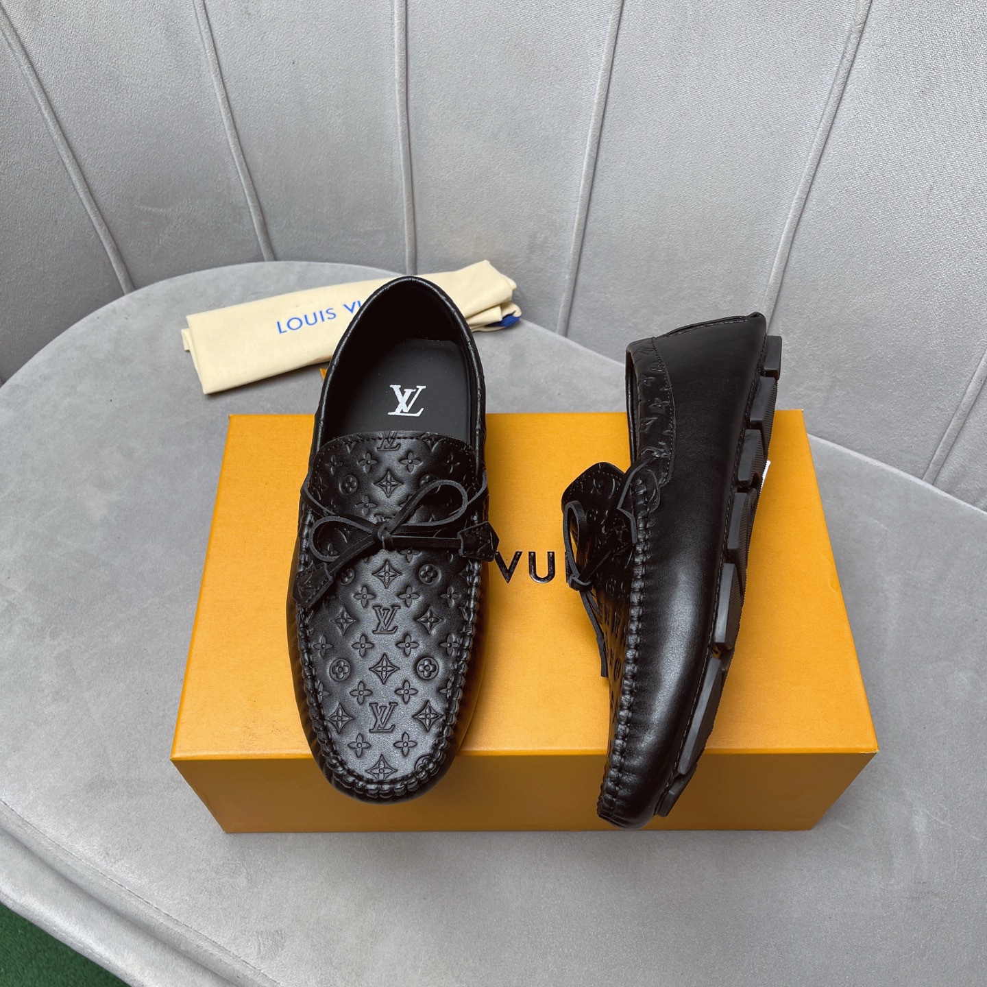 LV Men's leather Driving Shoes Loafers