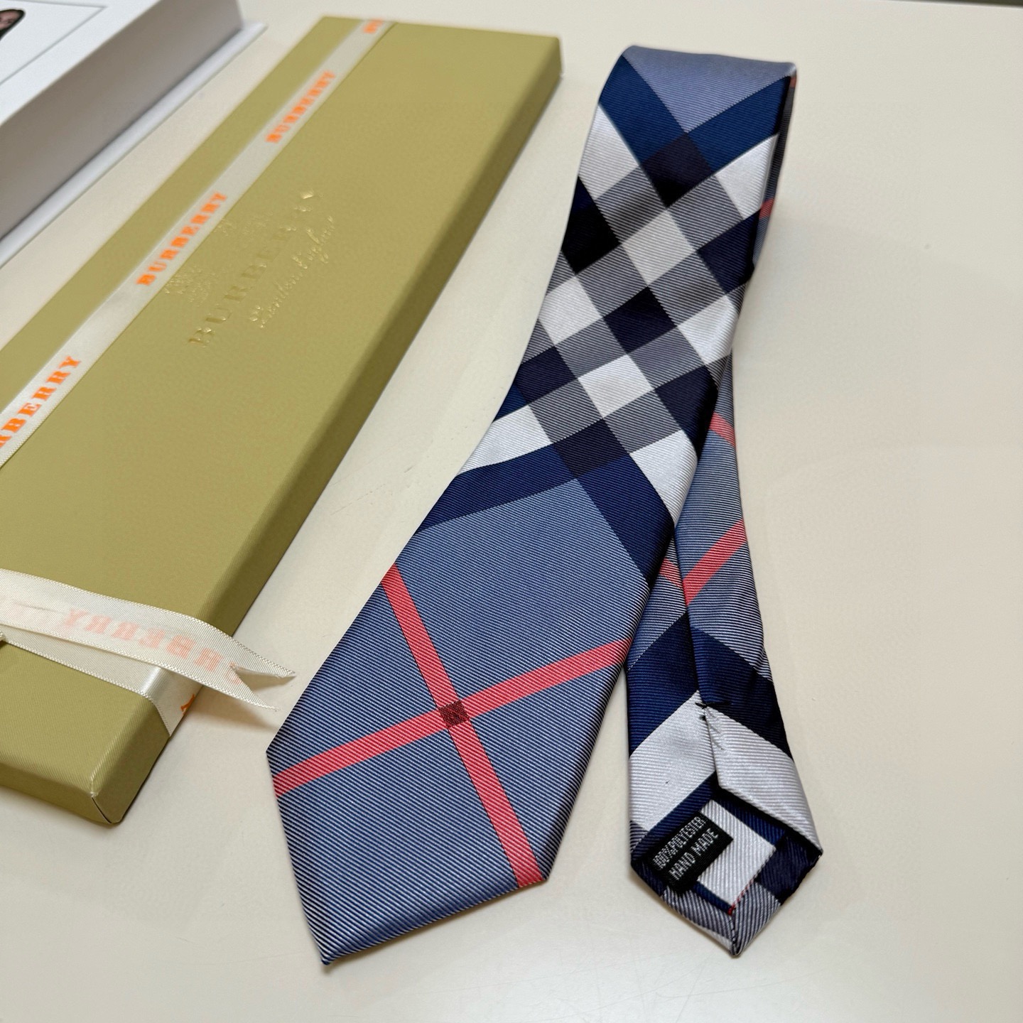 Burberry Men's Check Tie