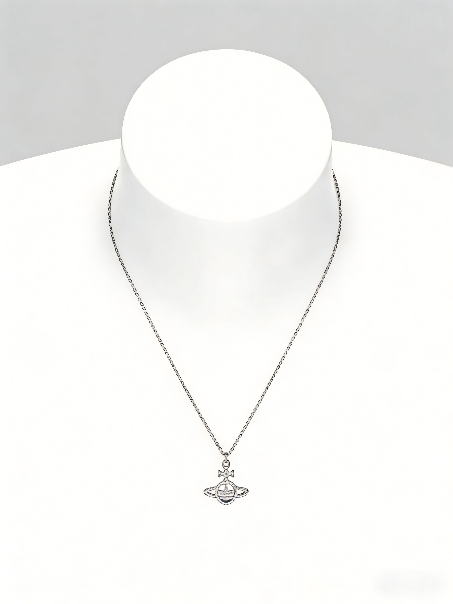 Dainty Silver Saturn Pendant Necklace – Minimalist Sparkling Jewelry Gift for Her