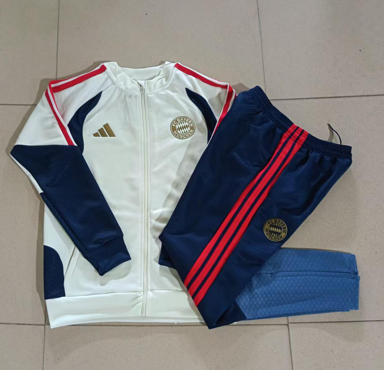 Bayern Munich Kids Training Suit 26/27 | Soc Jersey - Premium Football Jersey