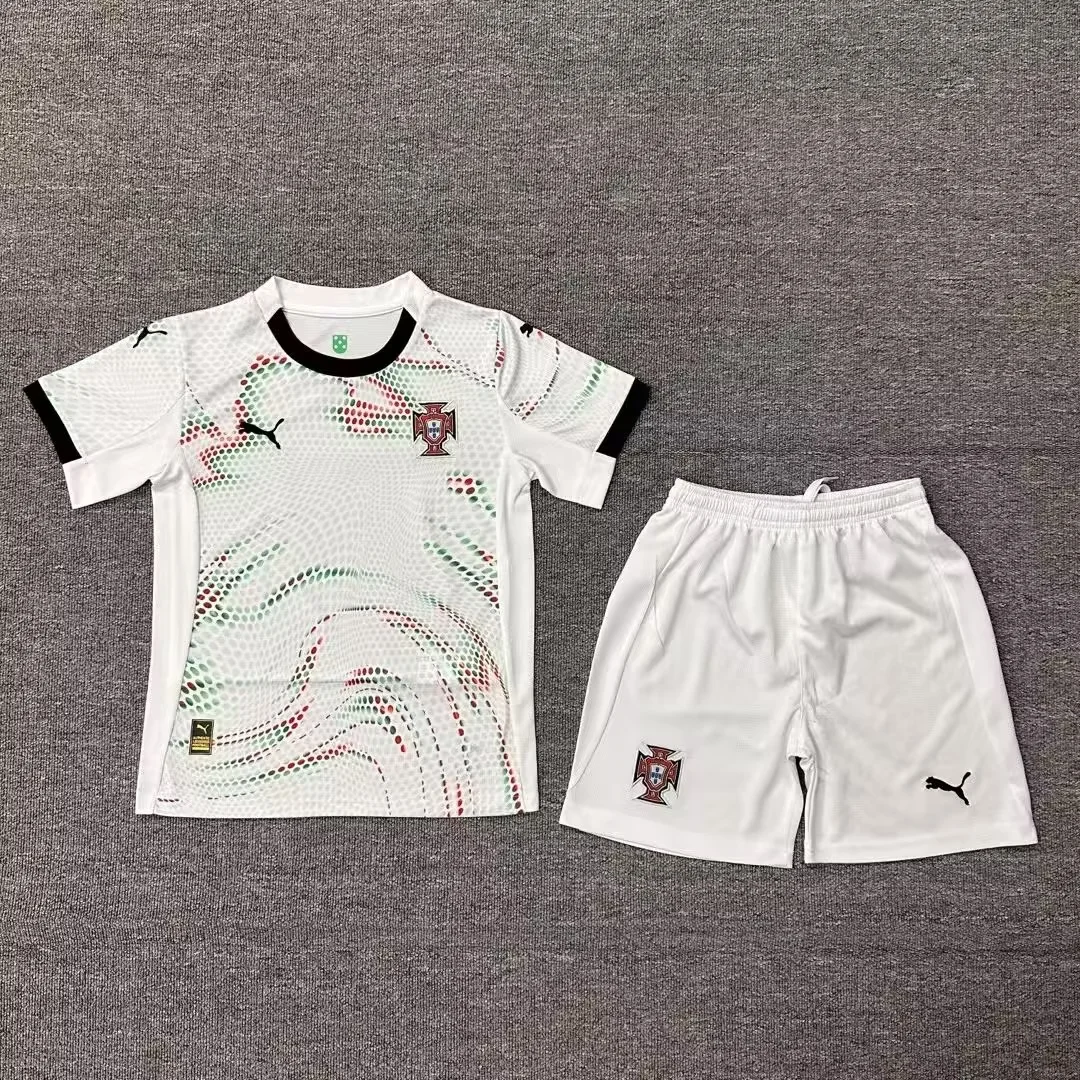 kids kit Portugal 25/26 away size16-28