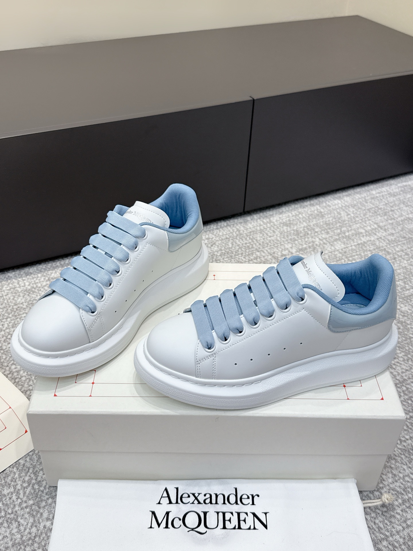 Alexander McQueen Oversized Unisex Sneaker