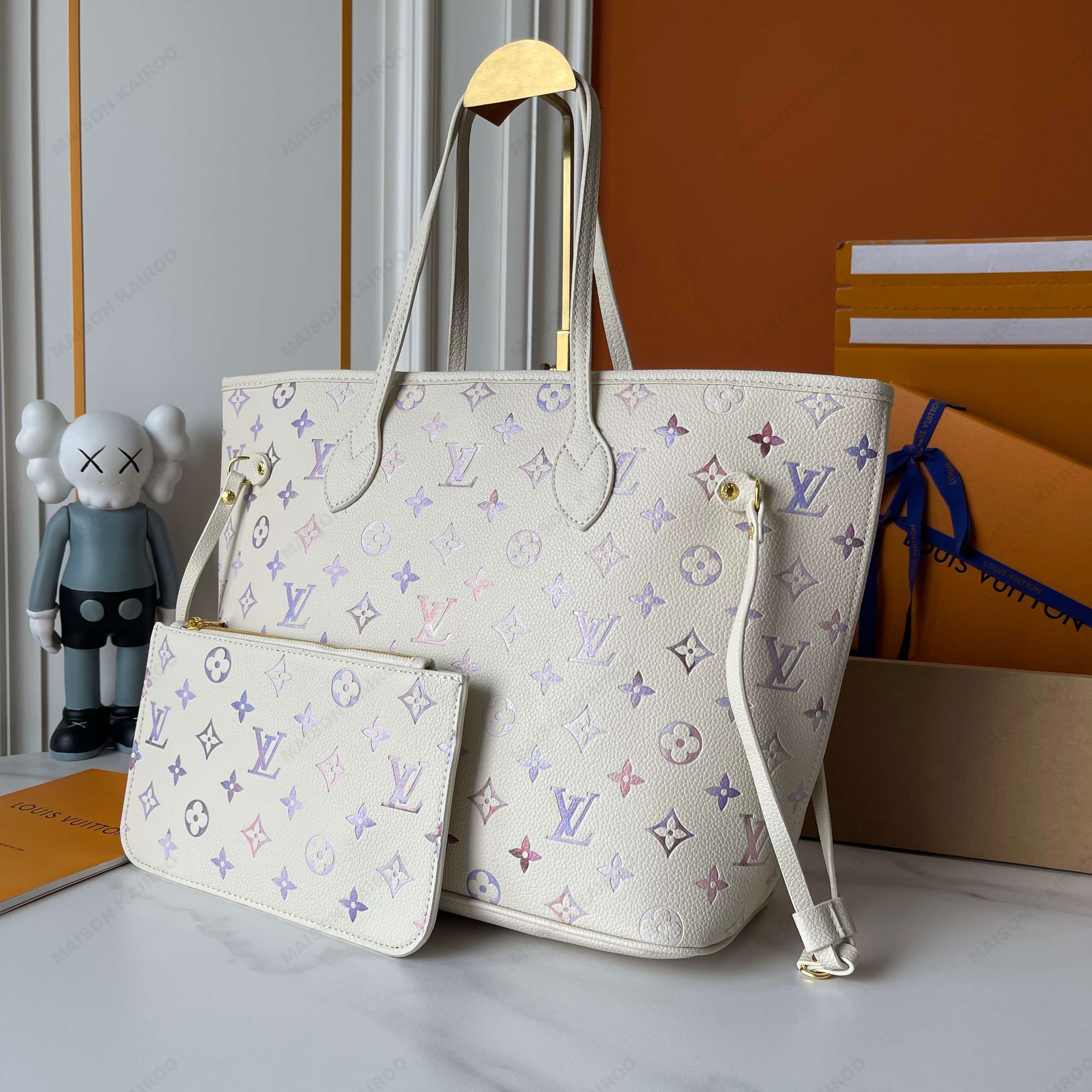Louis Vuitton LV Neverfull MM Lavender Gradient Dense Monogram Empreinte Leather Tote Bag - KAIROO