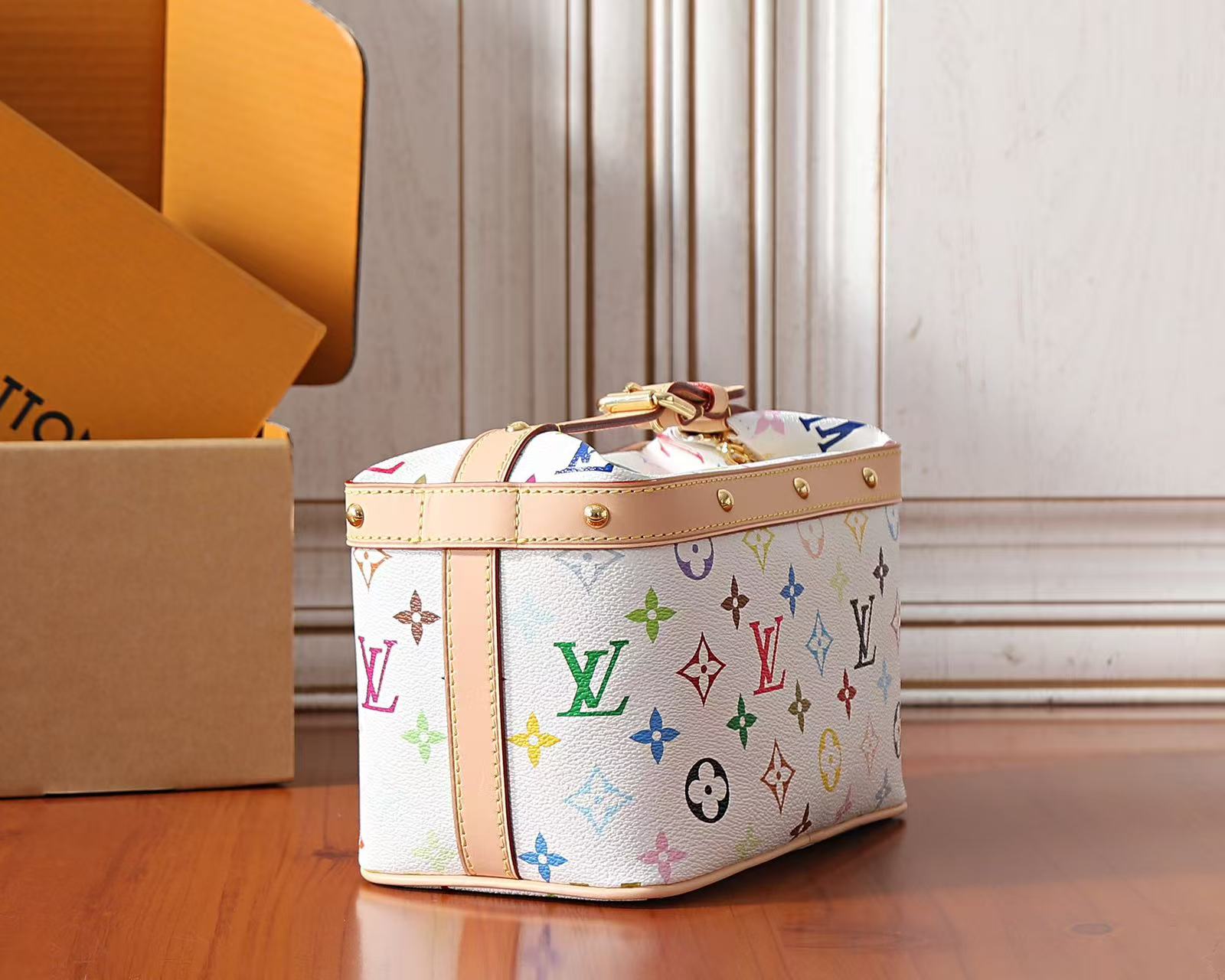 Louis Vuitton LV x TM CRUISER