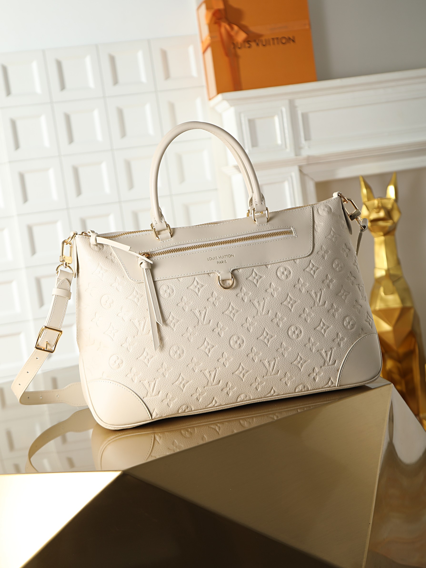 Louis Vuitton Skyline MM handbag