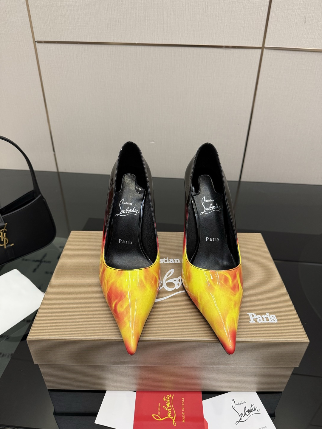 Christian Louboutin New shiny leather Pump