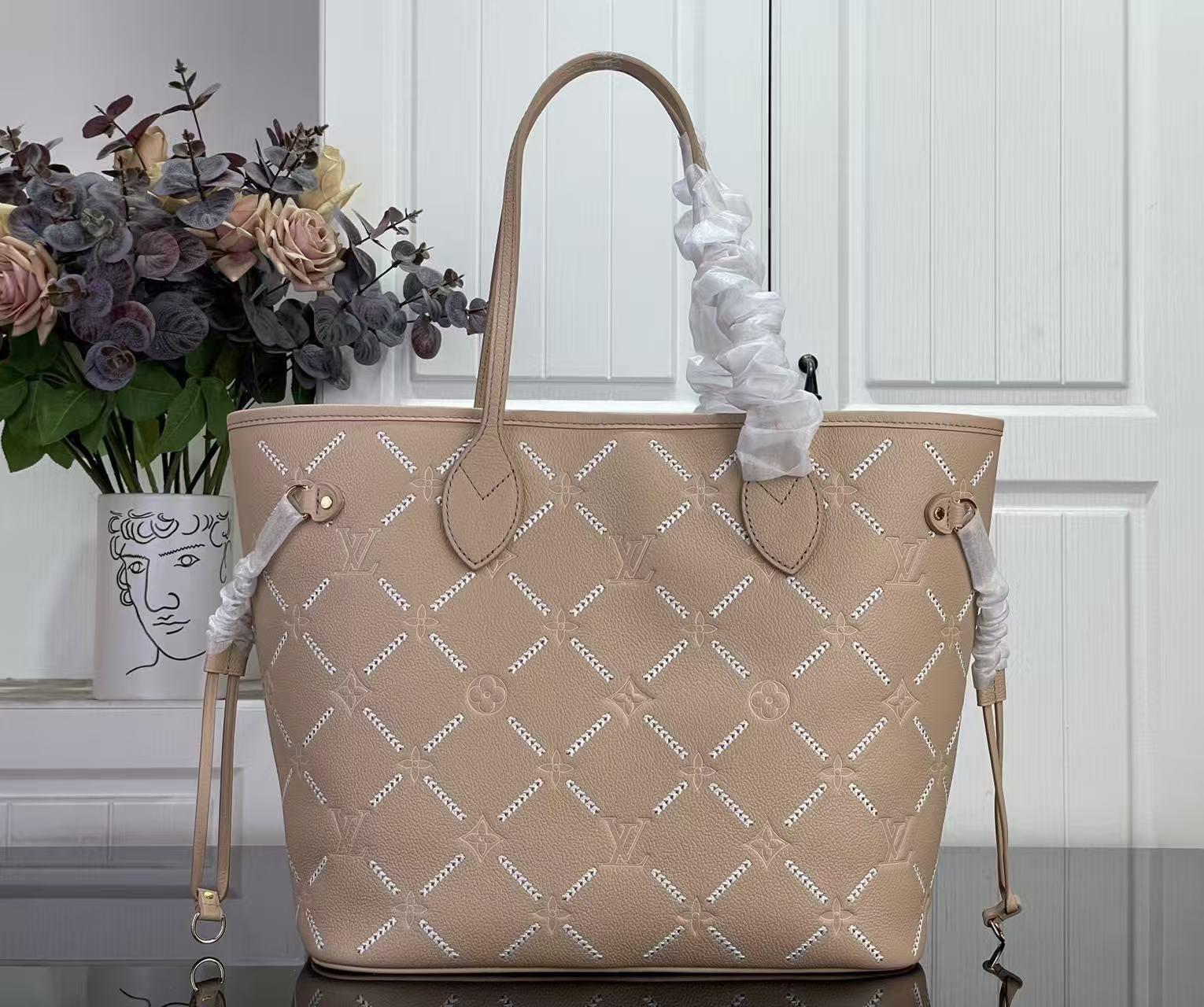 Louis Vuitton LV new NEVERFULL medium tote bag