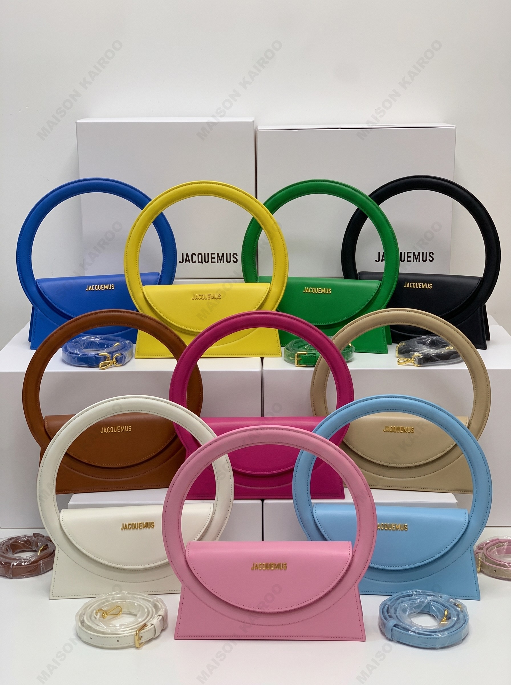Jacquemus Le Sac Rond Smooth Leather Flap Integrated Circular Ring Top Handle Shoulder Bag - KAIROO