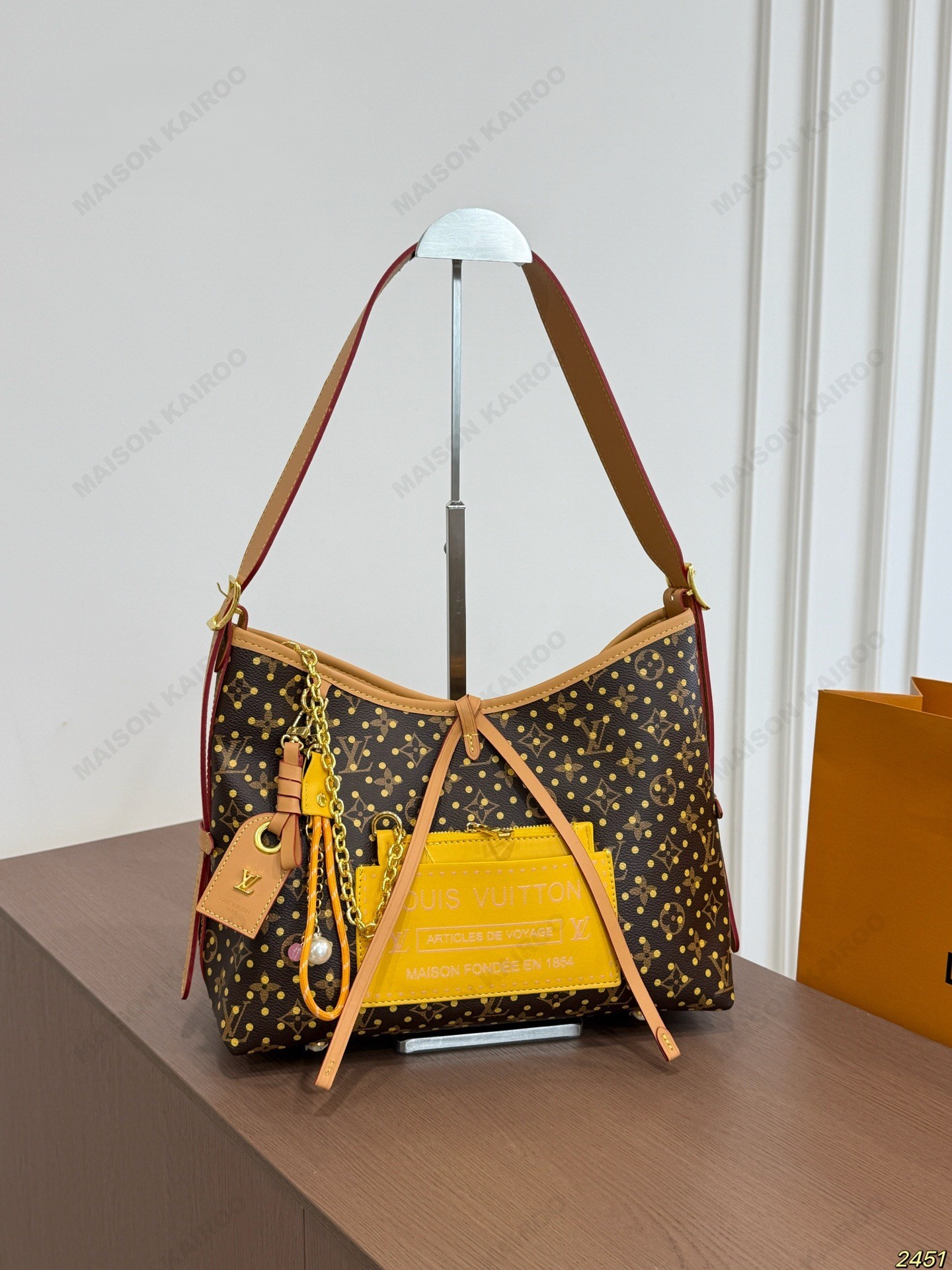 Louis Vuitton LV Carryall PM 