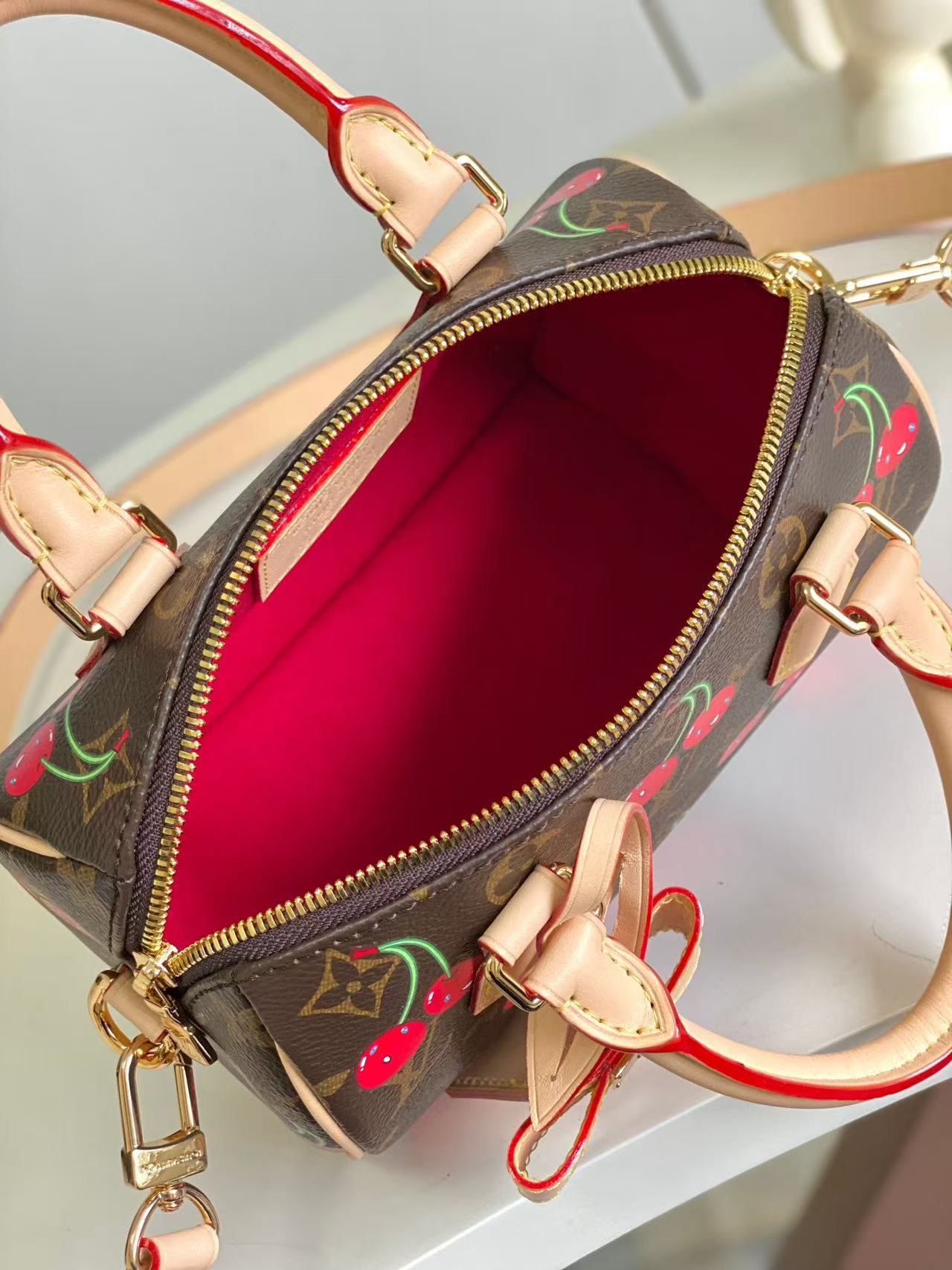 Louis Vuitton Speedy Bandouli è re handbag